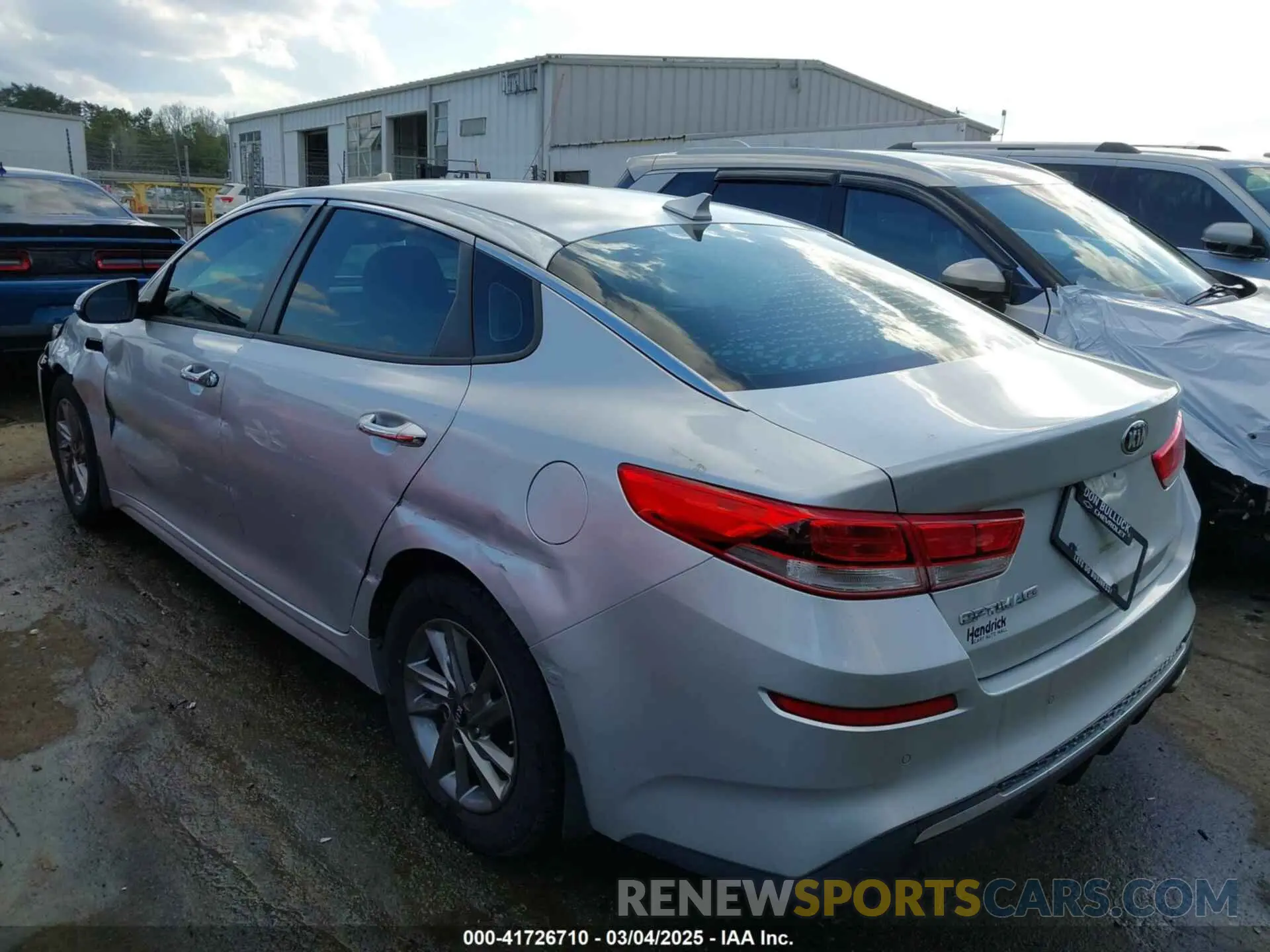 3 Photograph of a damaged car 5XXGT4L37LG400272 KIA OPTIMA 2020