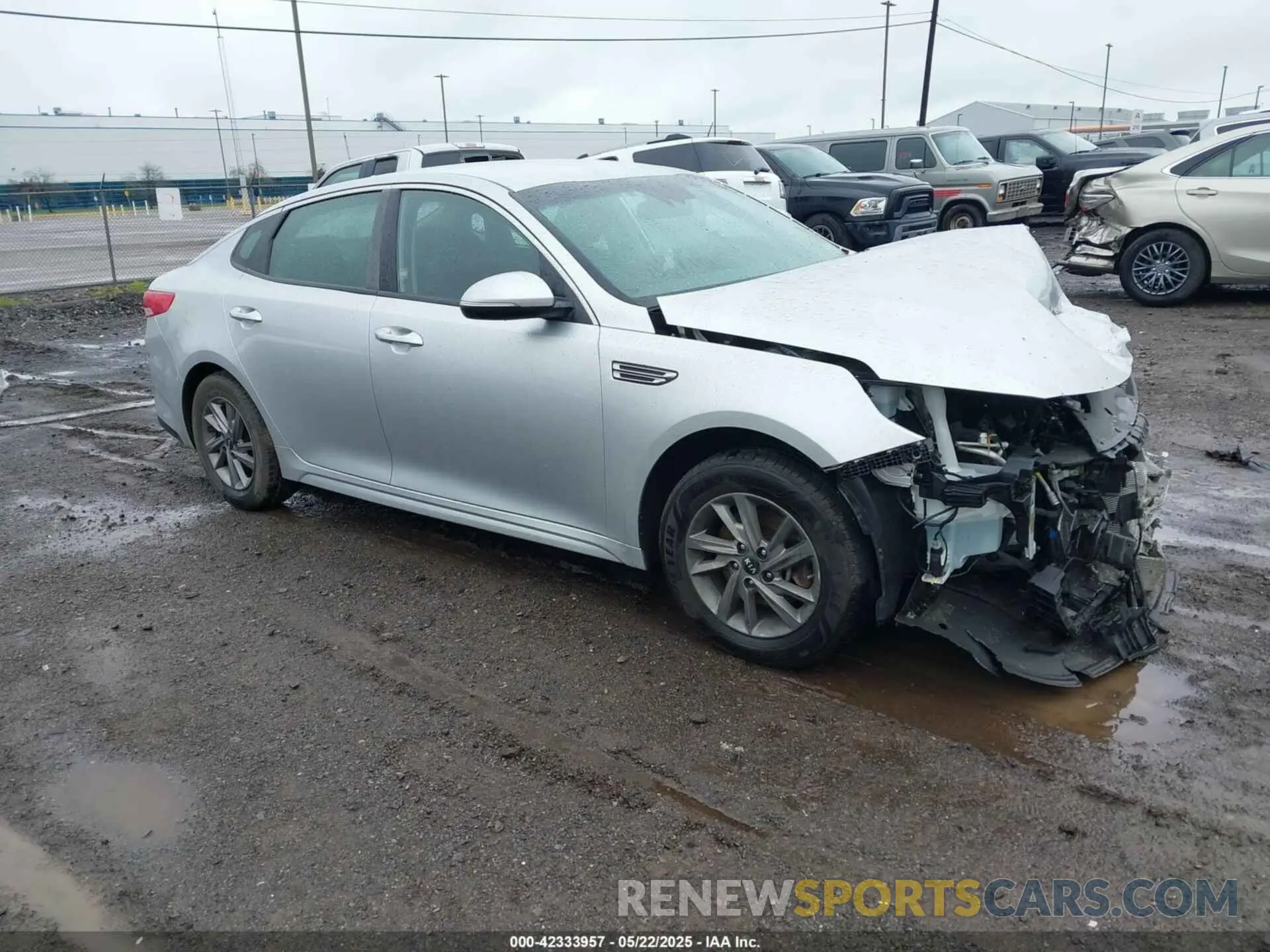 1 Photograph of a damaged car 5XXGT4L37LG400711 KIA OPTIMA 2020