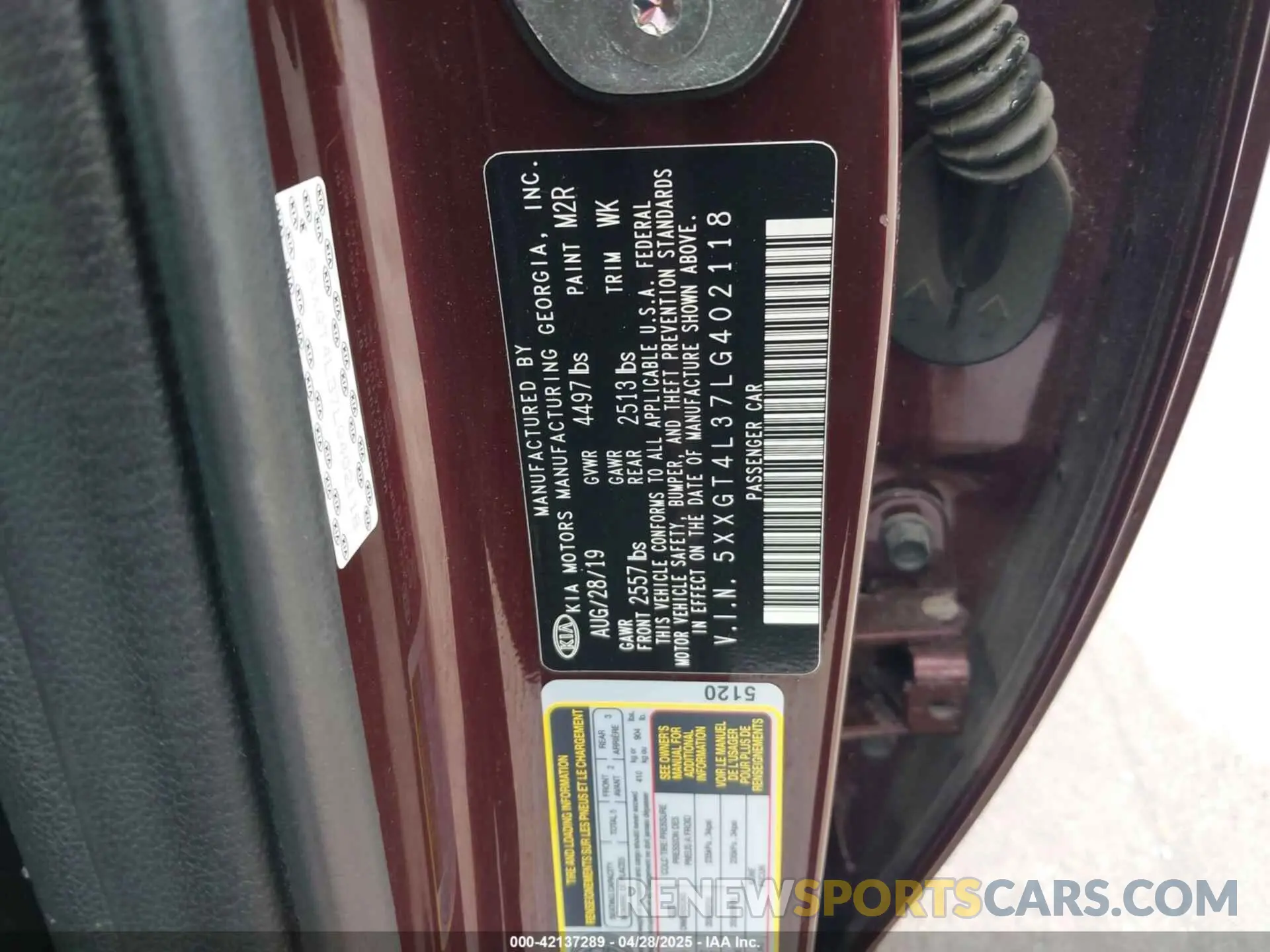 9 Photograph of a damaged car 5XXGT4L37LG402118 KIA OPTIMA 2020