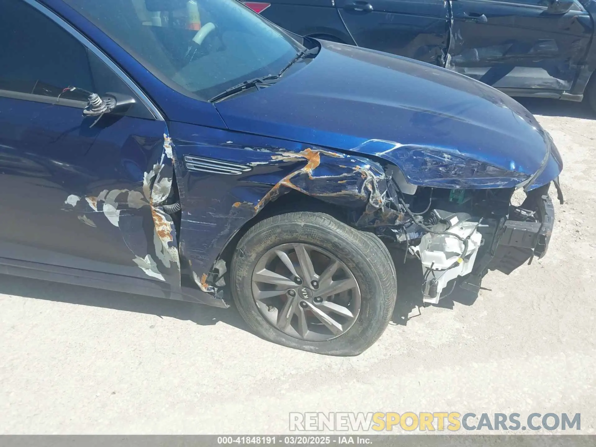 21 Photograph of a damaged car 5XXGT4L37LG412602 KIA OPTIMA 2020