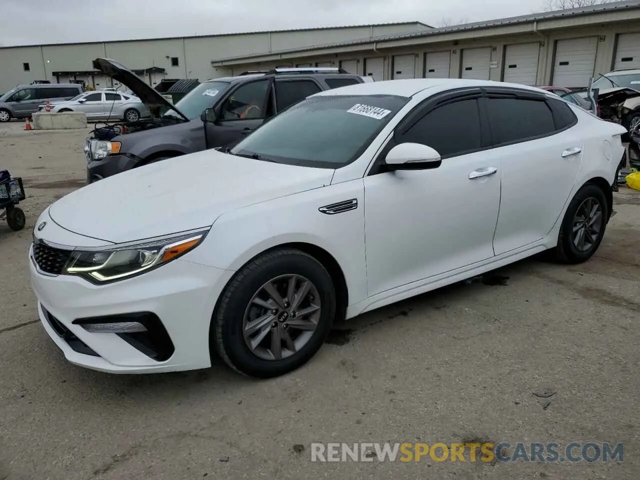 1 Photograph of a damaged car 5XXGT4L37LG415595 KIA OPTIMA 2020