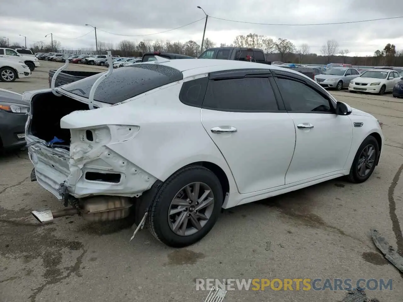 3 Photograph of a damaged car 5XXGT4L37LG415595 KIA OPTIMA 2020