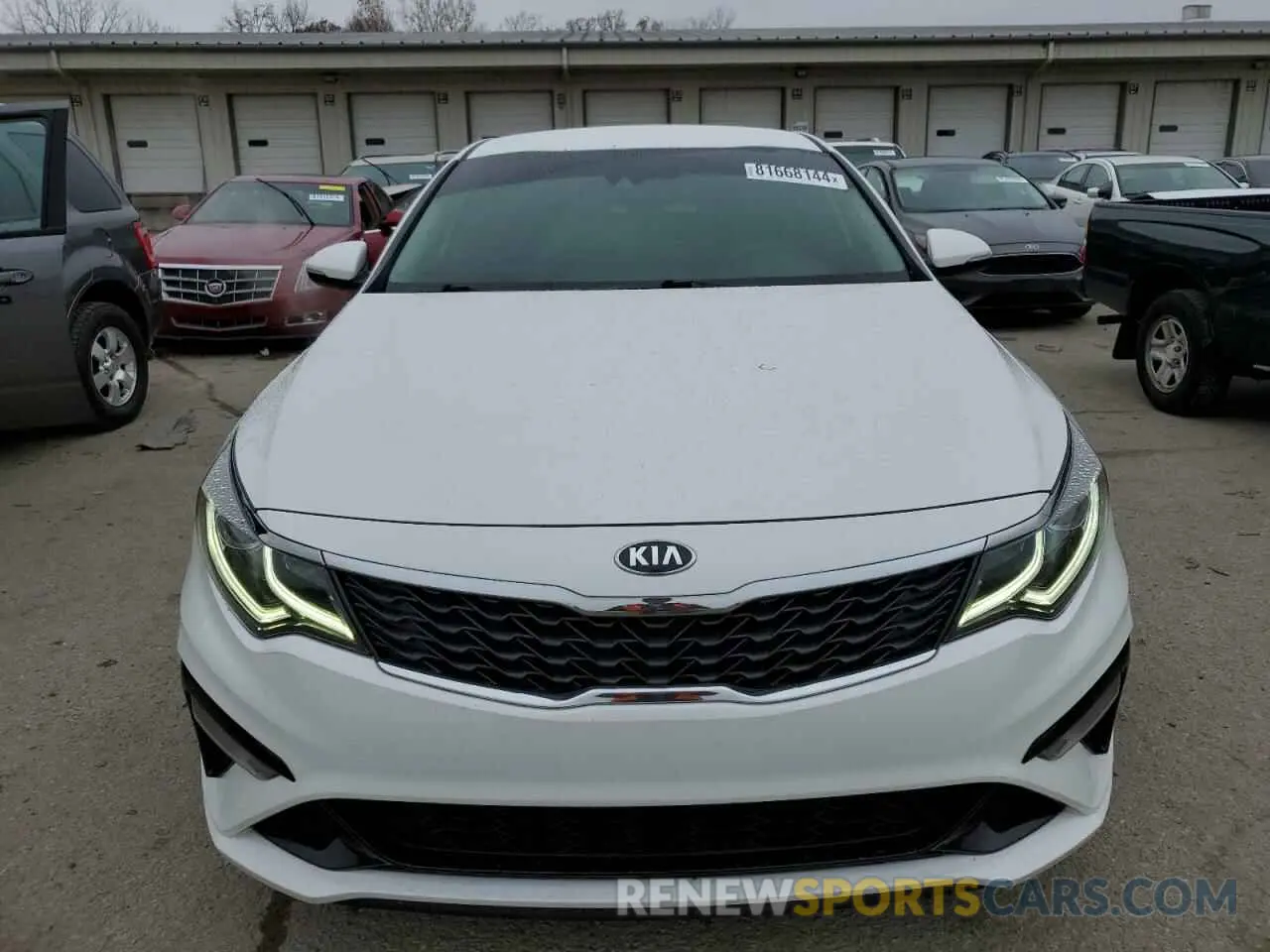 5 Photograph of a damaged car 5XXGT4L37LG415595 KIA OPTIMA 2020