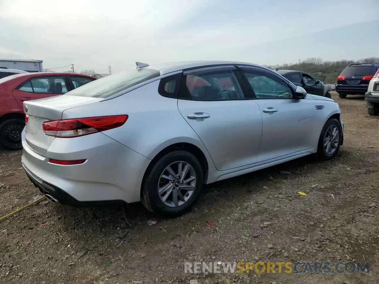 3 Photograph of a damaged car 5XXGT4L37LG427763 KIA OPTIMA 2020