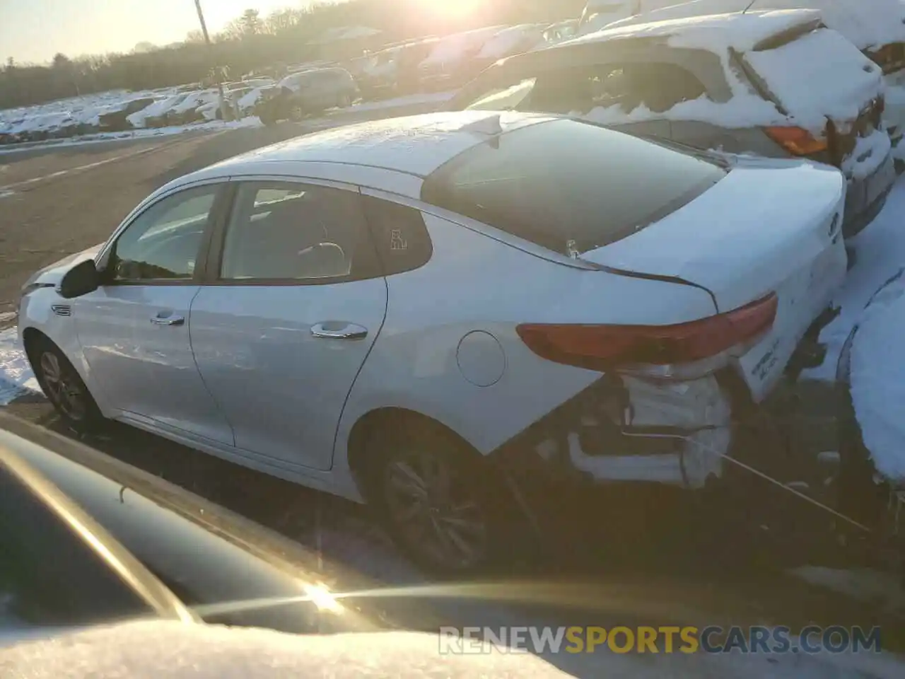 2 Photograph of a damaged car 5XXGT4L37LG429562 KIA OPTIMA 2020