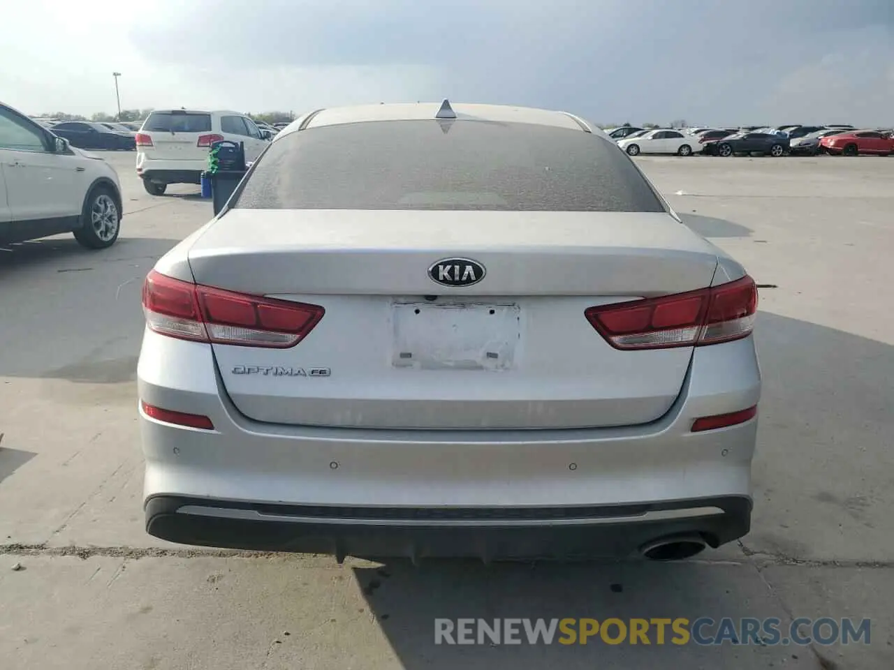 6 Photograph of a damaged car 5XXGT4L37LG429903 KIA OPTIMA 2020
