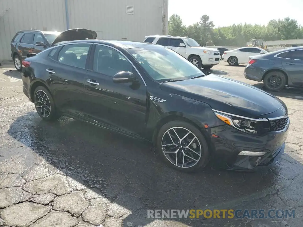 4 Photograph of a damaged car 5XXGT4L37LG434616 KIA OPTIMA 2020