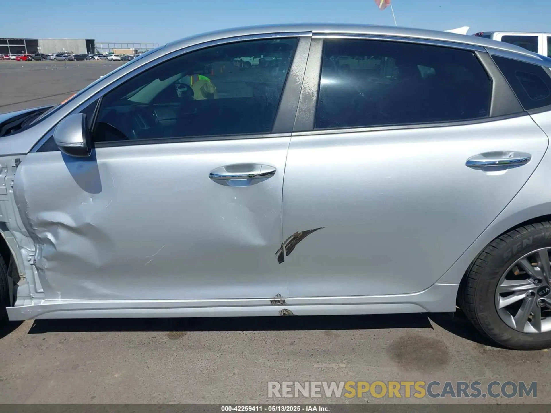 15 Photograph of a damaged car 5XXGT4L37LG442134 KIA OPTIMA 2020