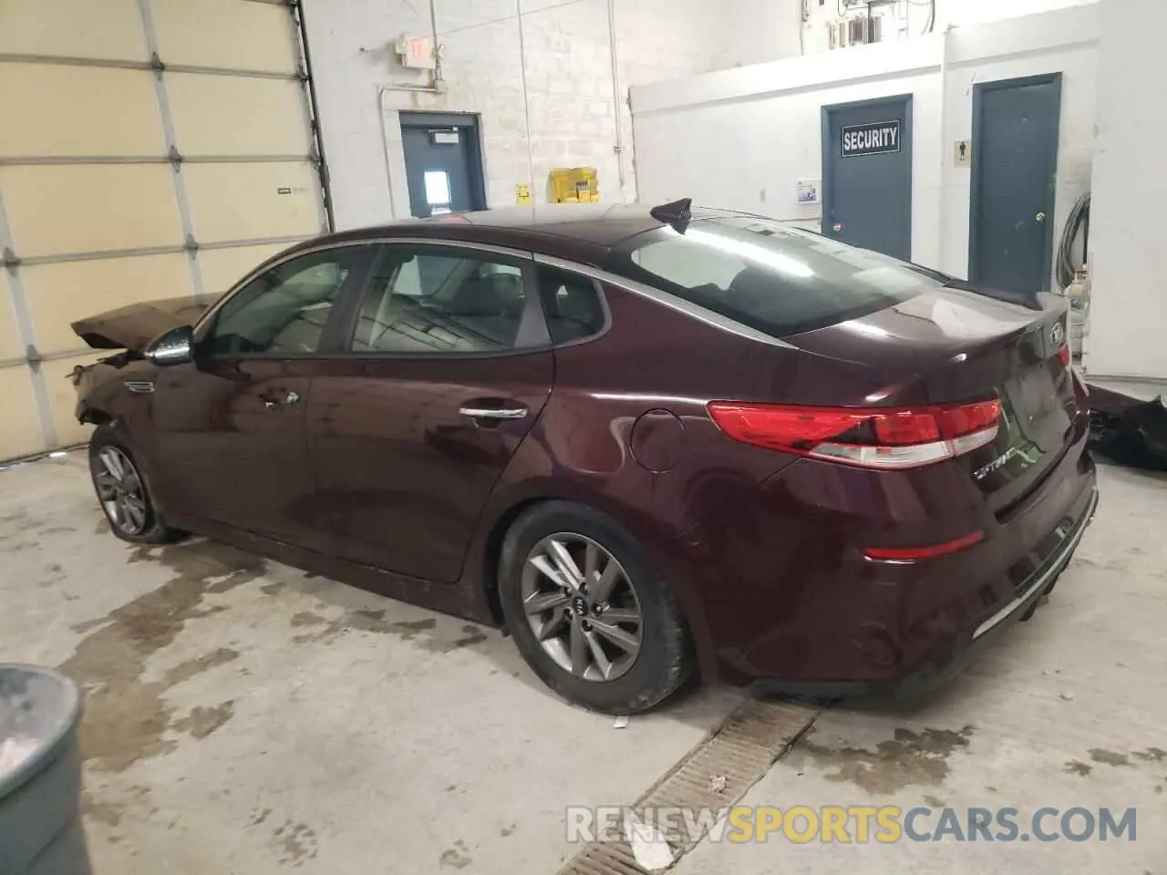 2 Photograph of a damaged car 5XXGT4L37LG444403 KIA OPTIMA 2020