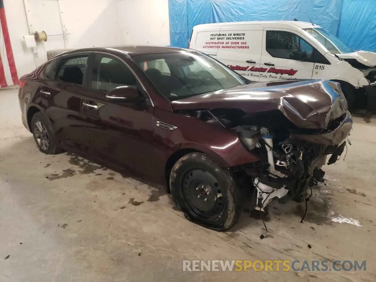 4 Photograph of a damaged car 5XXGT4L37LG444403 KIA OPTIMA 2020