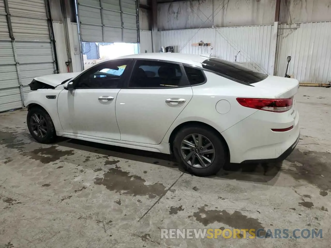 2 Photograph of a damaged car 5XXGT4L38LG383756 KIA OPTIMA 2020