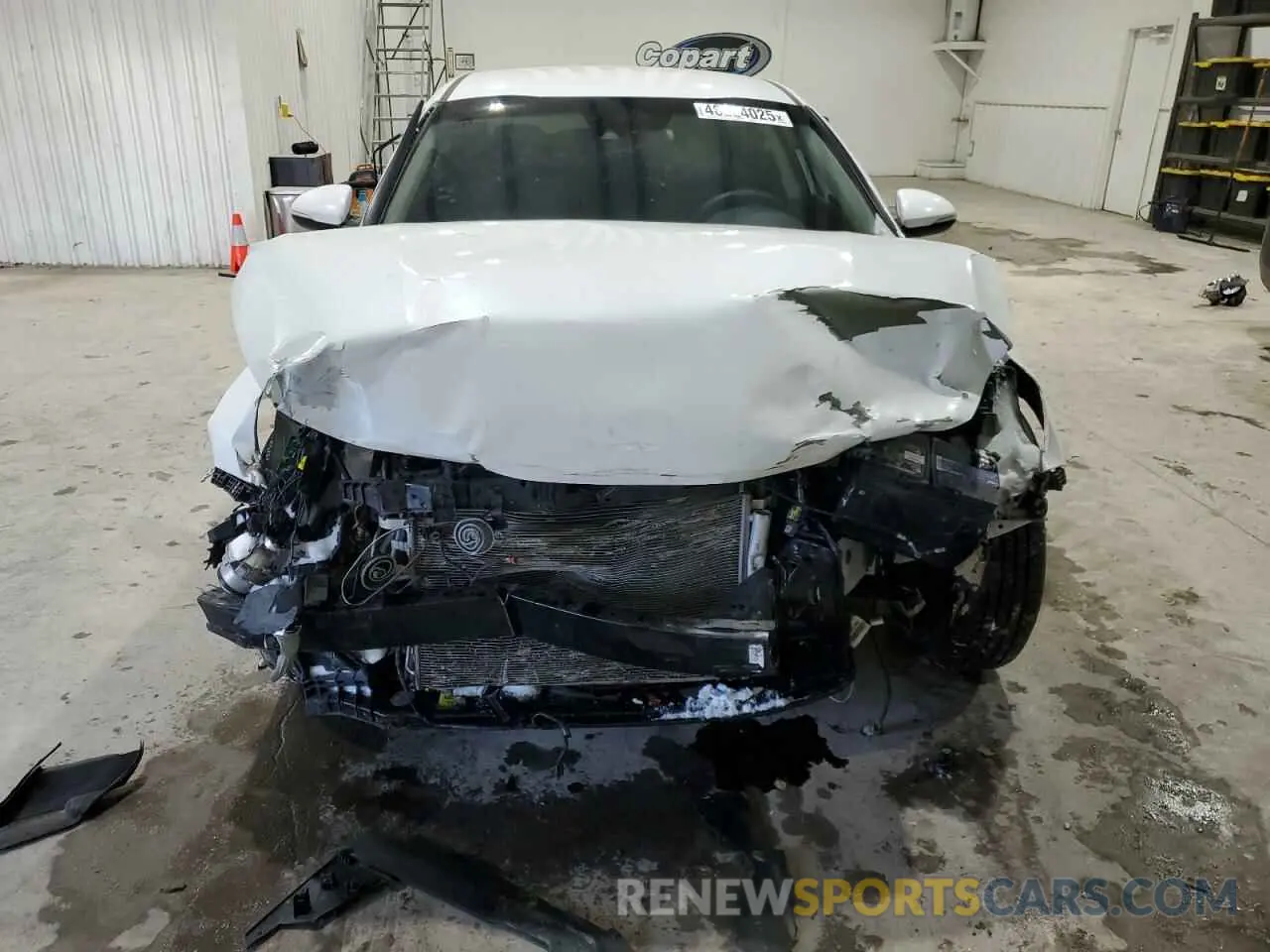5 Photograph of a damaged car 5XXGT4L38LG383756 KIA OPTIMA 2020