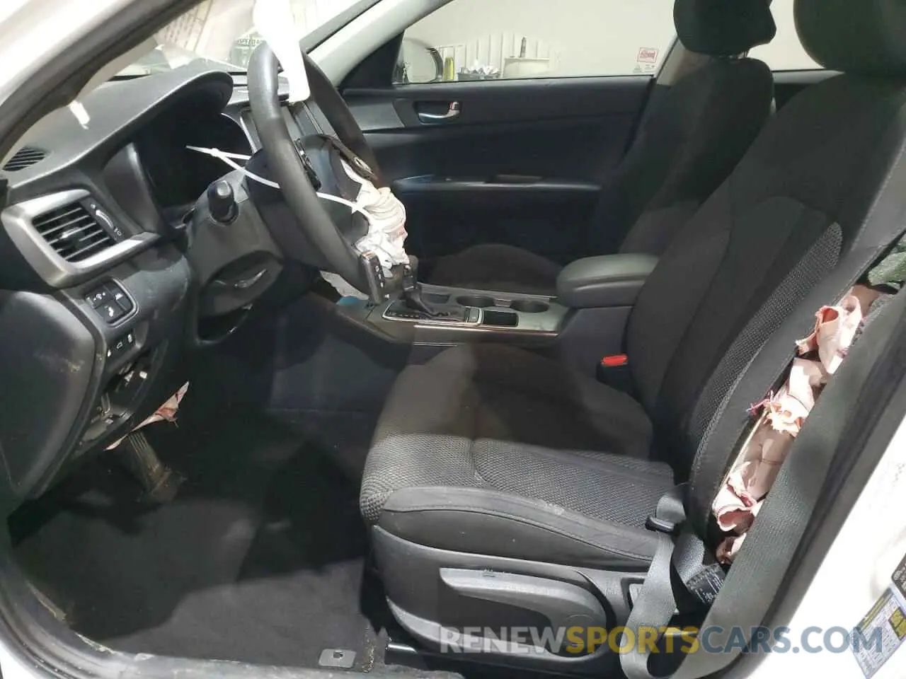 7 Photograph of a damaged car 5XXGT4L38LG383756 KIA OPTIMA 2020