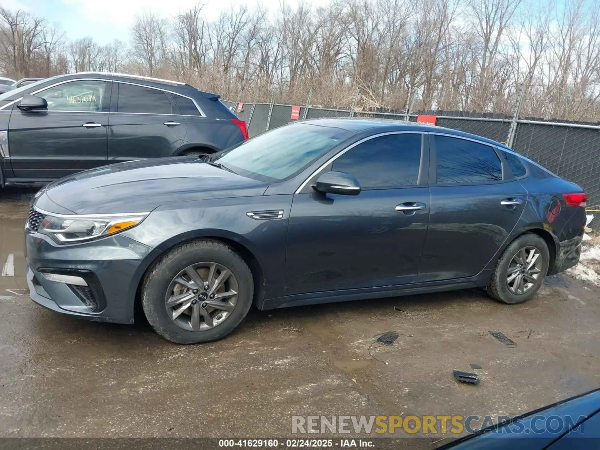 15 Photograph of a damaged car 5XXGT4L38LG387015 KIA OPTIMA 2020
