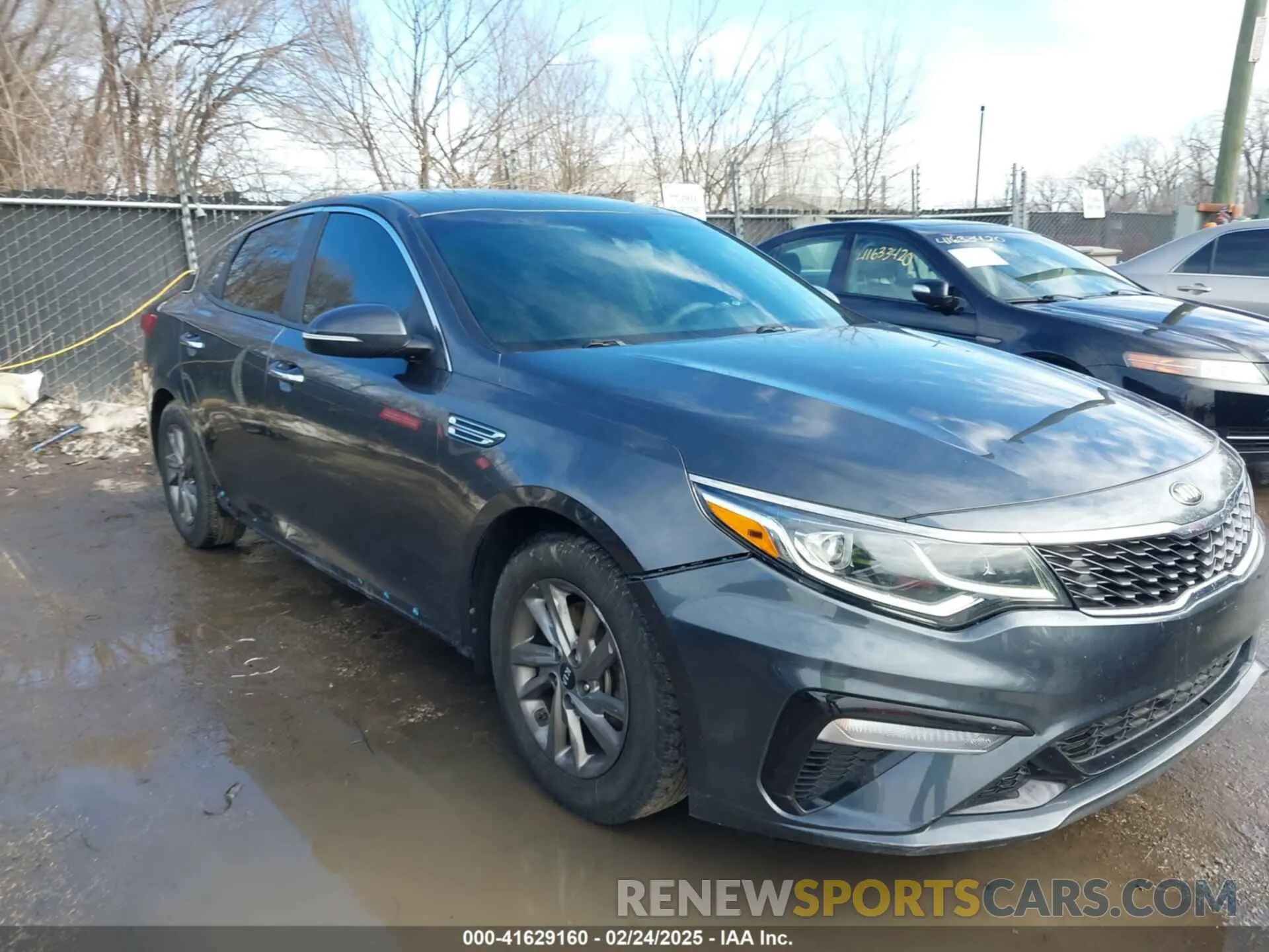 6 Photograph of a damaged car 5XXGT4L38LG387015 KIA OPTIMA 2020
