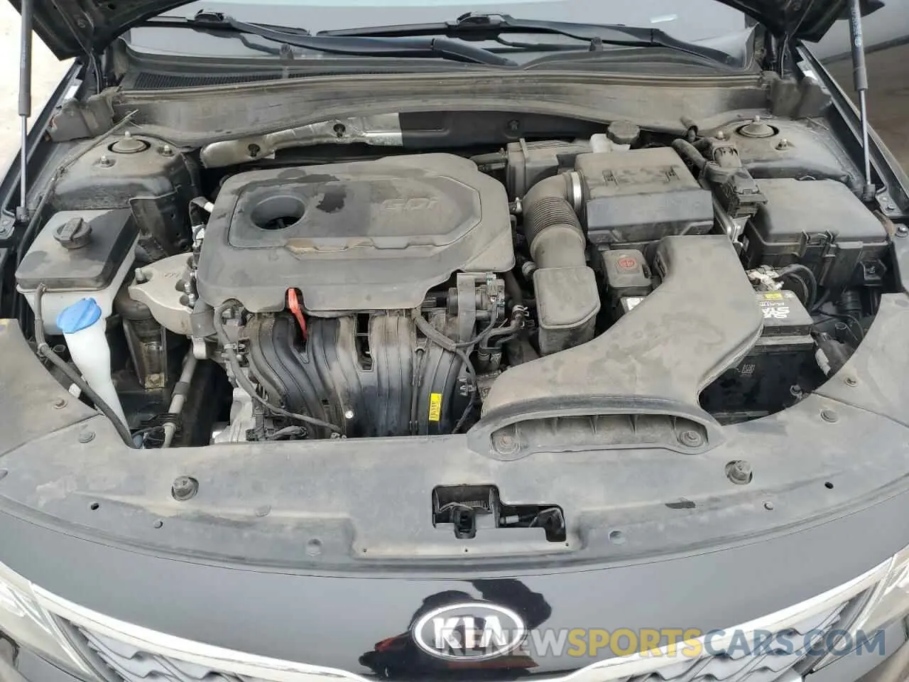 11 Photograph of a damaged car 5XXGT4L38LG390447 KIA OPTIMA 2020