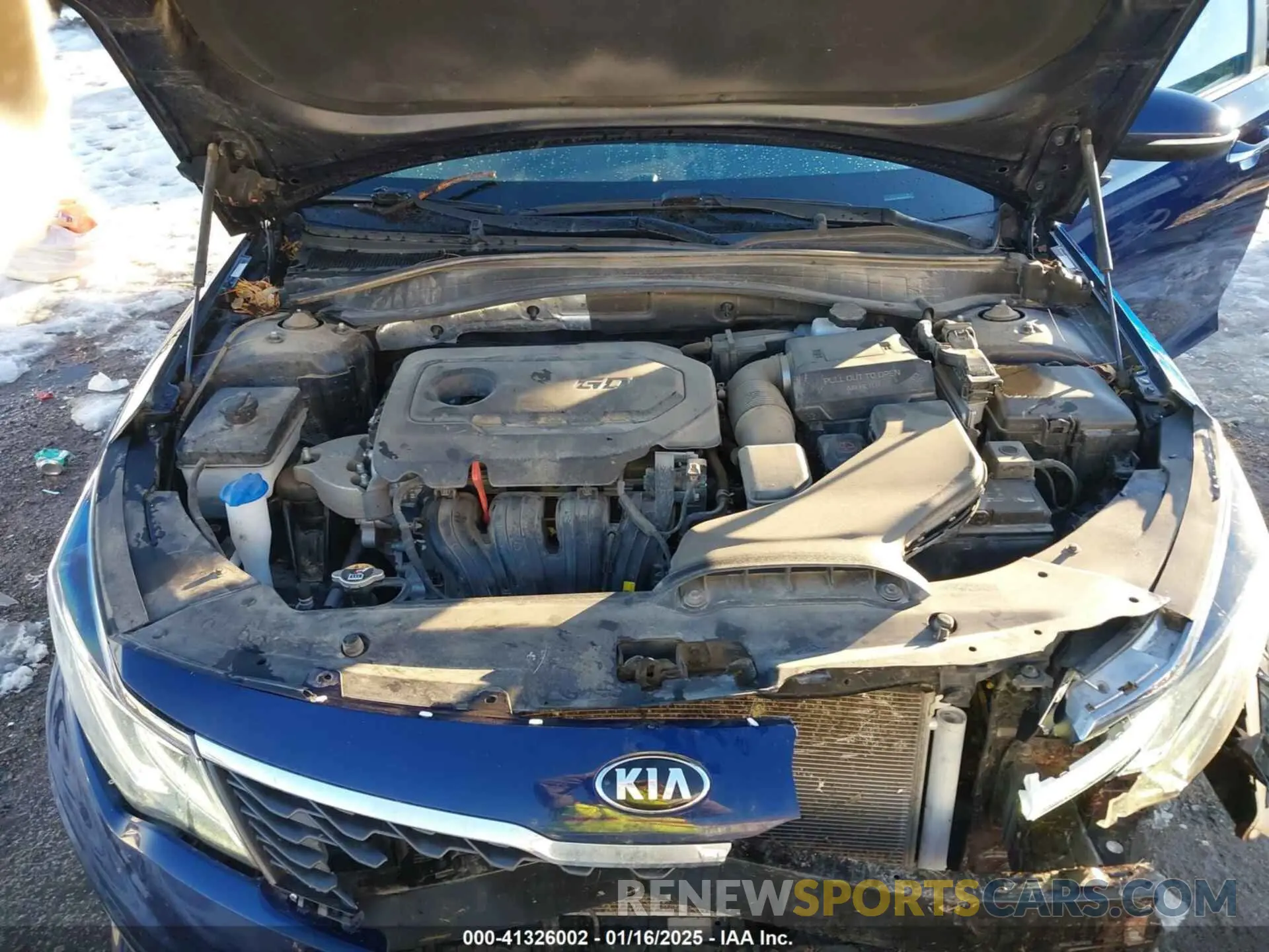 10 Photograph of a damaged car 5XXGT4L38LG394126 KIA OPTIMA 2020