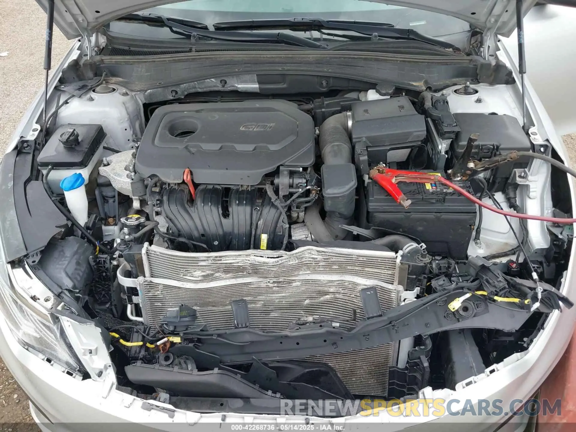 10 Photograph of a damaged car 5XXGT4L38LG414679 KIA OPTIMA 2020