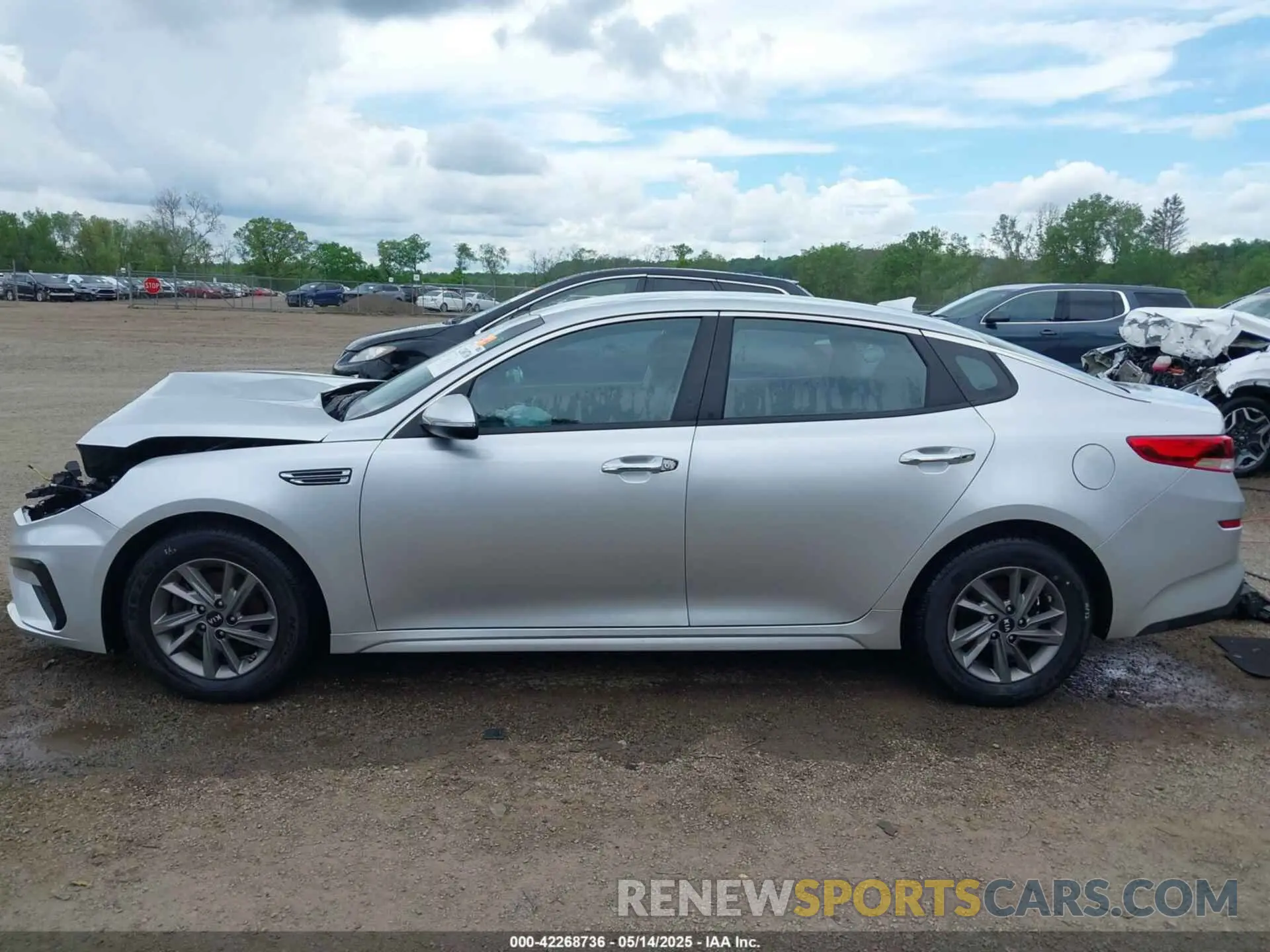 15 Photograph of a damaged car 5XXGT4L38LG414679 KIA OPTIMA 2020