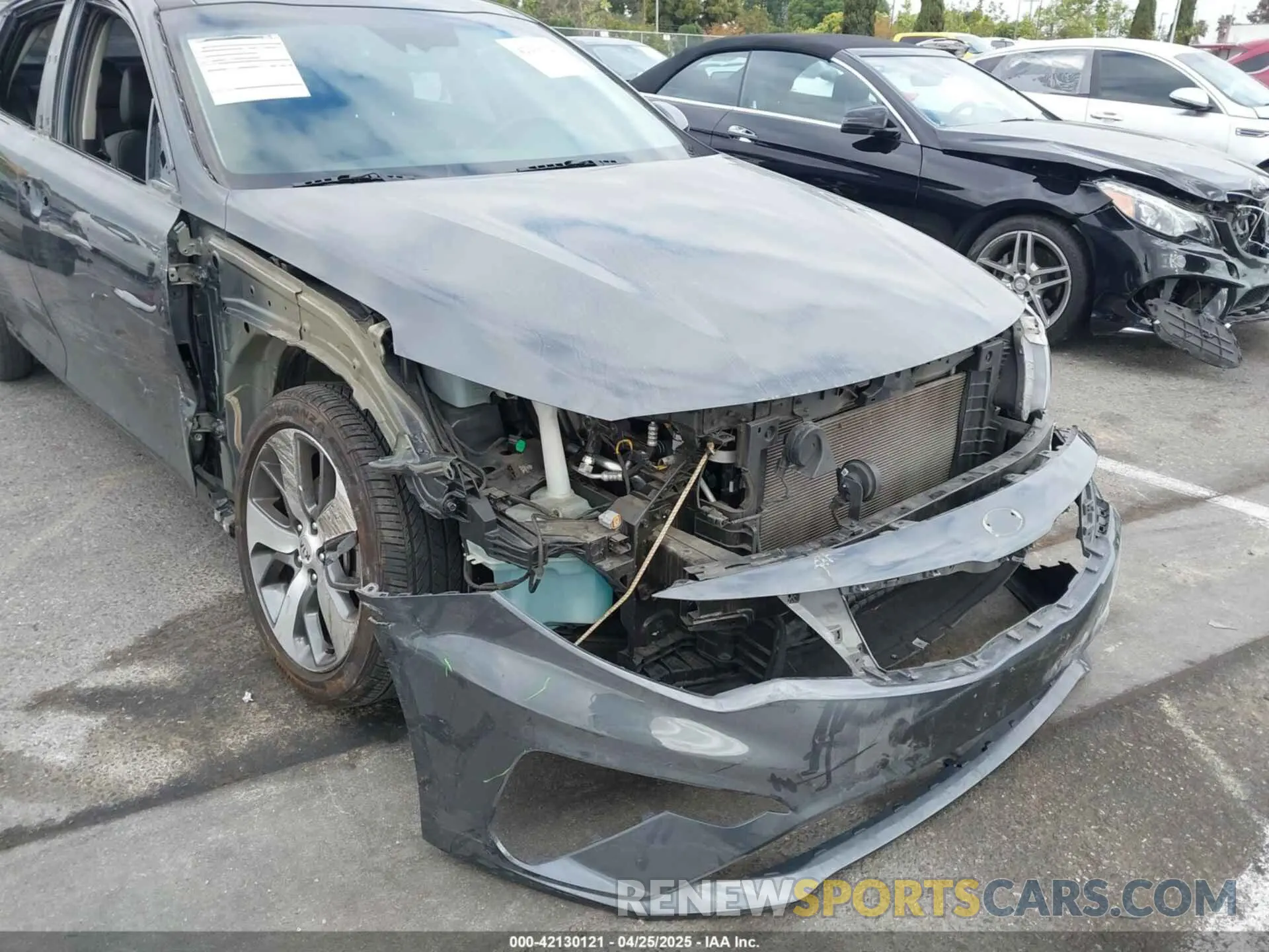 6 Photograph of a damaged car 5XXGT4L38LG419204 KIA OPTIMA 2020