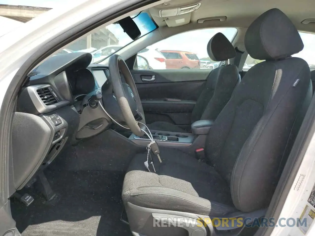 7 Photograph of a damaged car 5XXGT4L38LG431031 KIA OPTIMA 2020