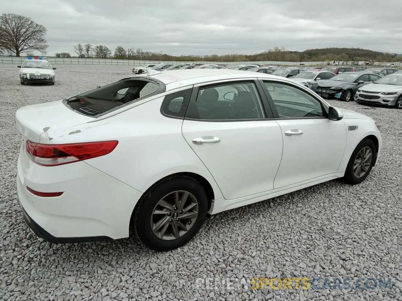 3 Photograph of a damaged car 5XXGT4L38LG434074 KIA OPTIMA 2020