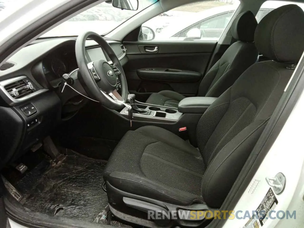 7 Photograph of a damaged car 5XXGT4L38LG434074 KIA OPTIMA 2020