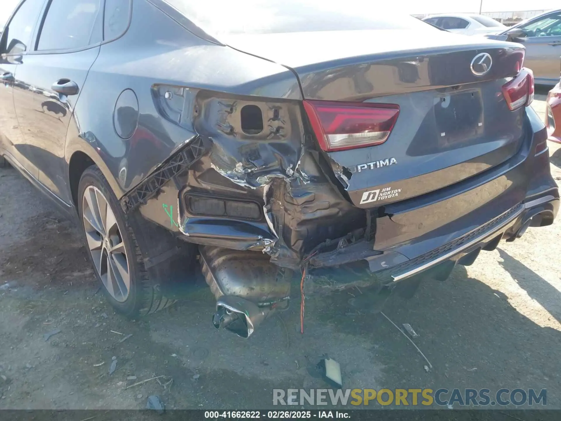 6 Photograph of a damaged car 5XXGT4L38LG443857 KIA OPTIMA 2020