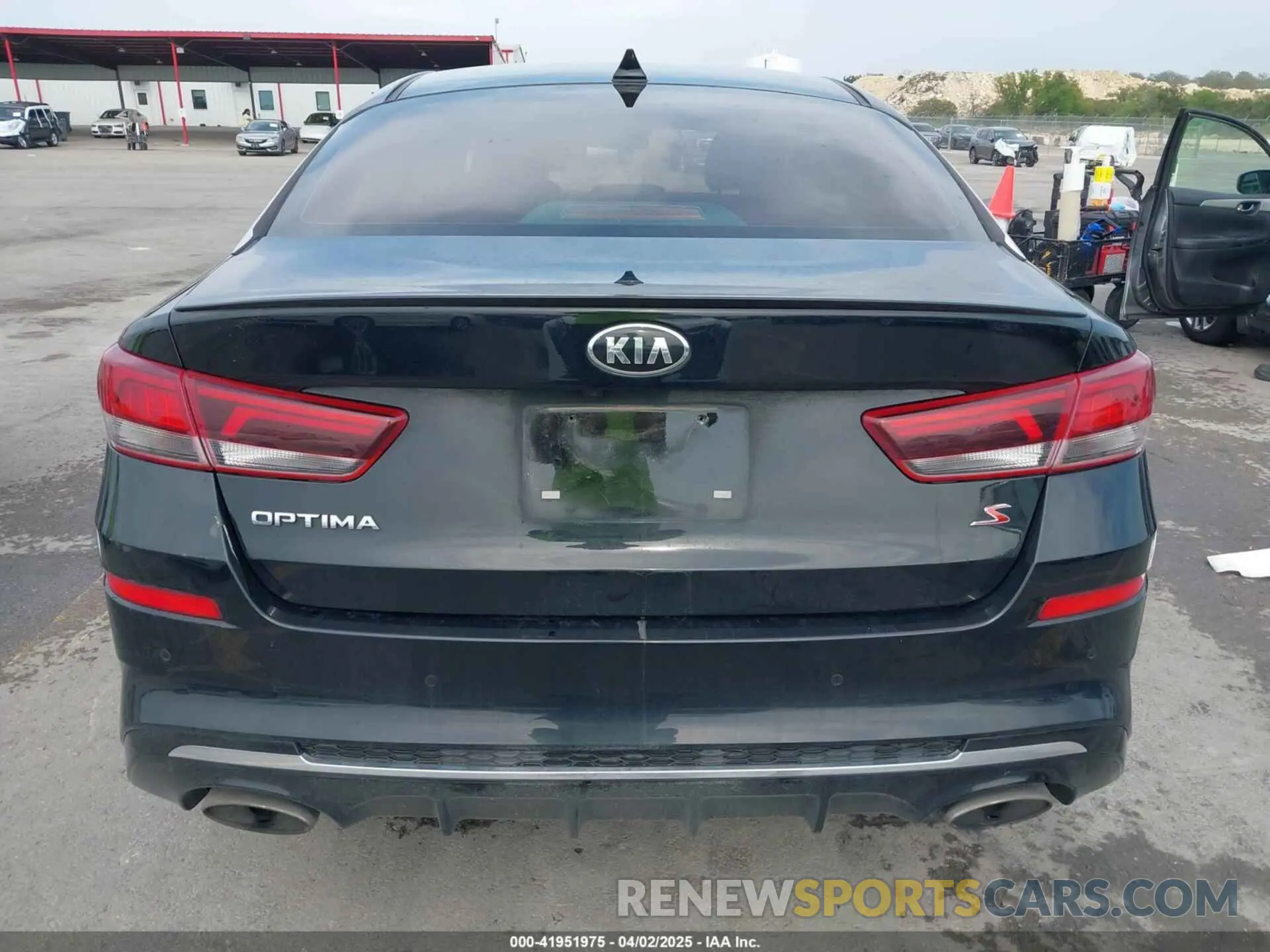 16 Photograph of a damaged car 5XXGT4L38LG448749 KIA OPTIMA 2020