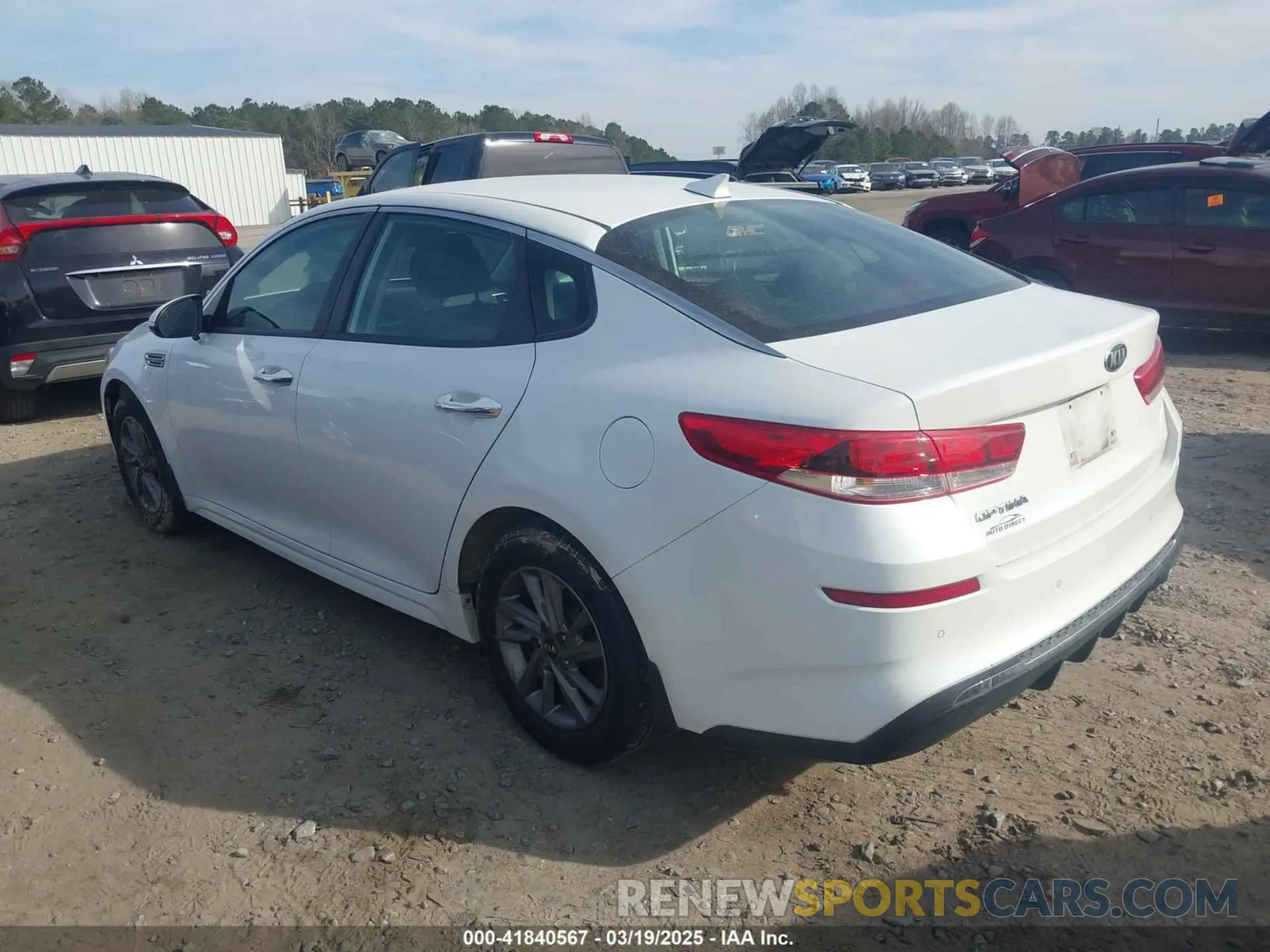 3 Photograph of a damaged car 5XXGT4L38LG448881 KIA OPTIMA 2020