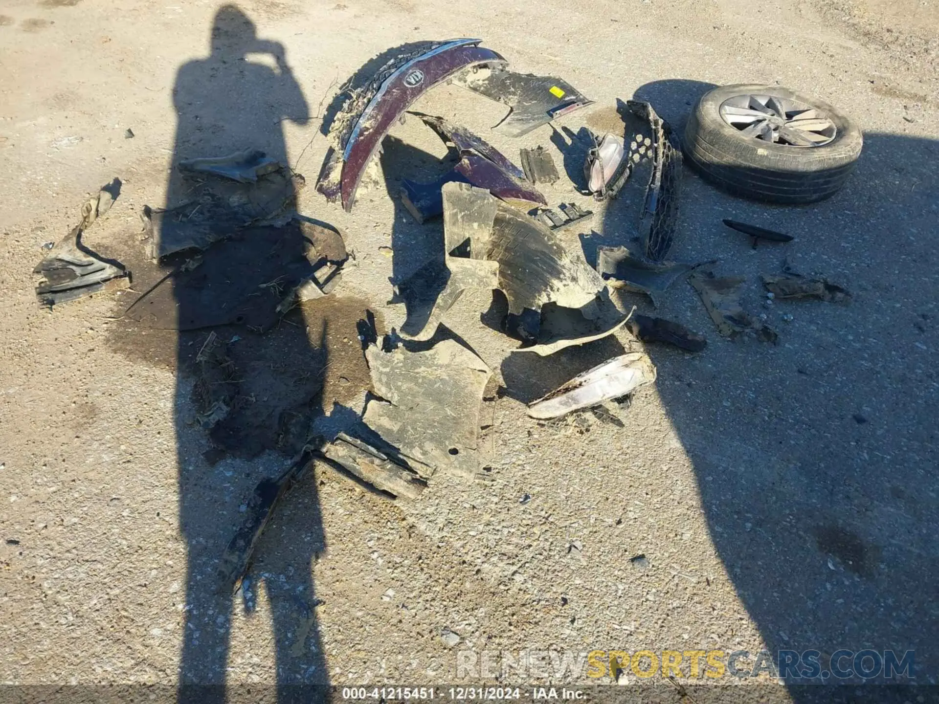 18 Photograph of a damaged car 5XXGT4L39LG390800 KIA OPTIMA 2020