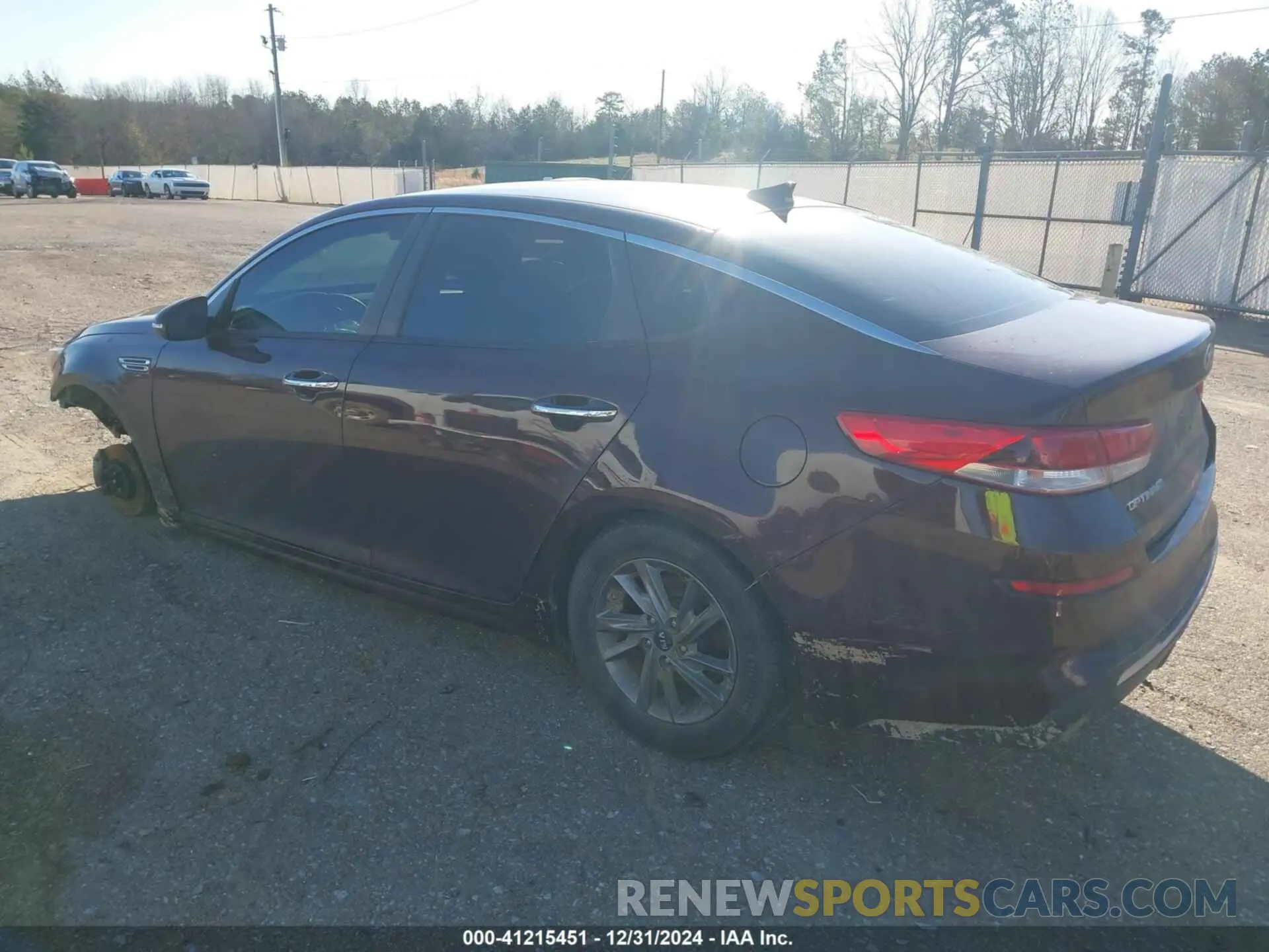 3 Photograph of a damaged car 5XXGT4L39LG390800 KIA OPTIMA 2020