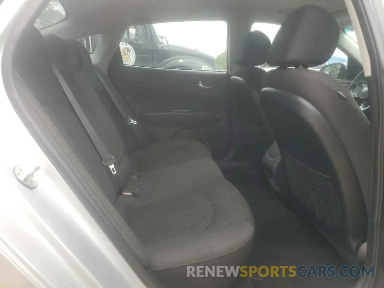 10 Photograph of a damaged car 5XXGT4L39LG391039 KIA OPTIMA 2020