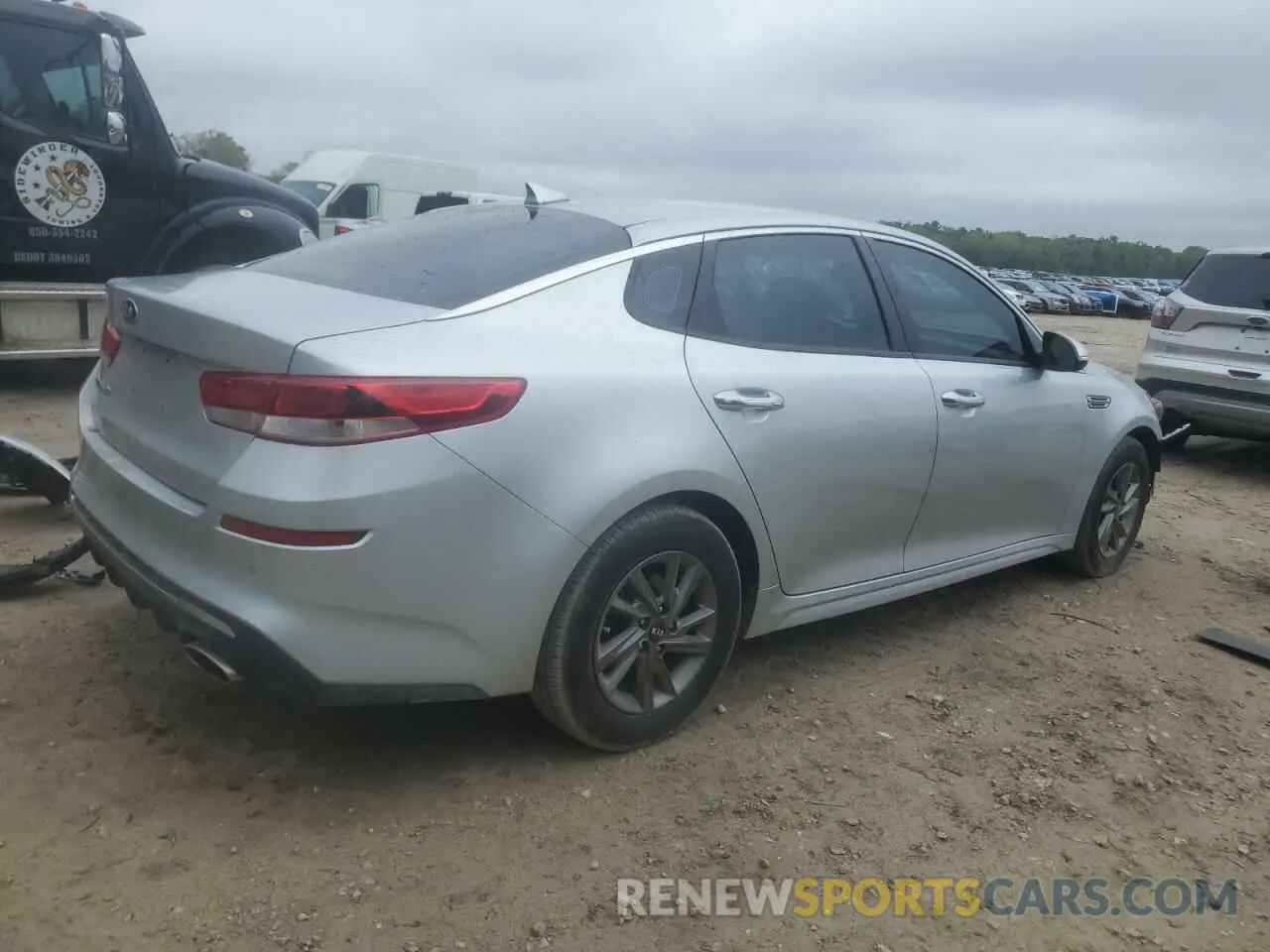 3 Photograph of a damaged car 5XXGT4L39LG391039 KIA OPTIMA 2020