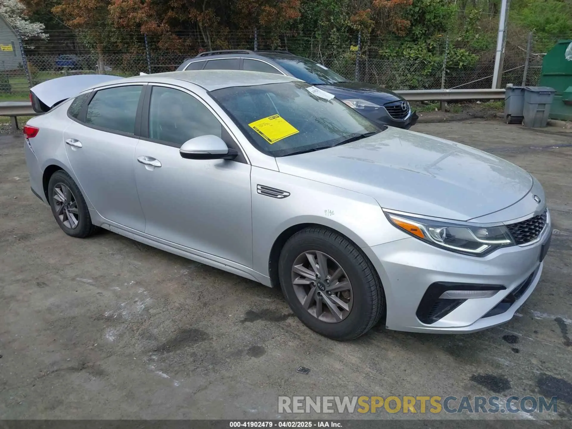 1 Photograph of a damaged car 5XXGT4L39LG400984 KIA OPTIMA 2020