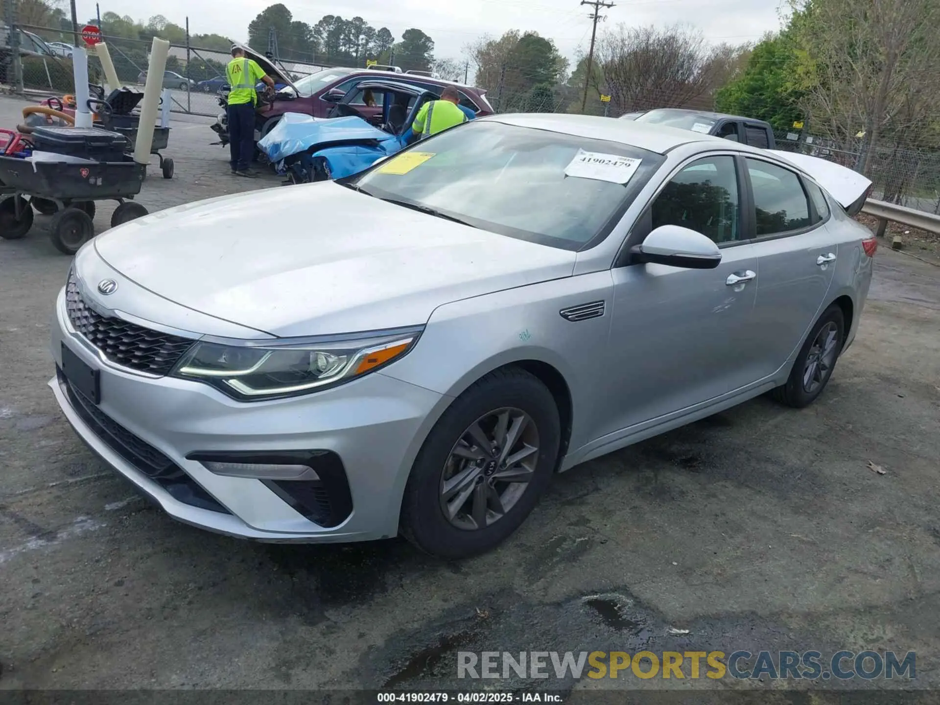 2 Photograph of a damaged car 5XXGT4L39LG400984 KIA OPTIMA 2020