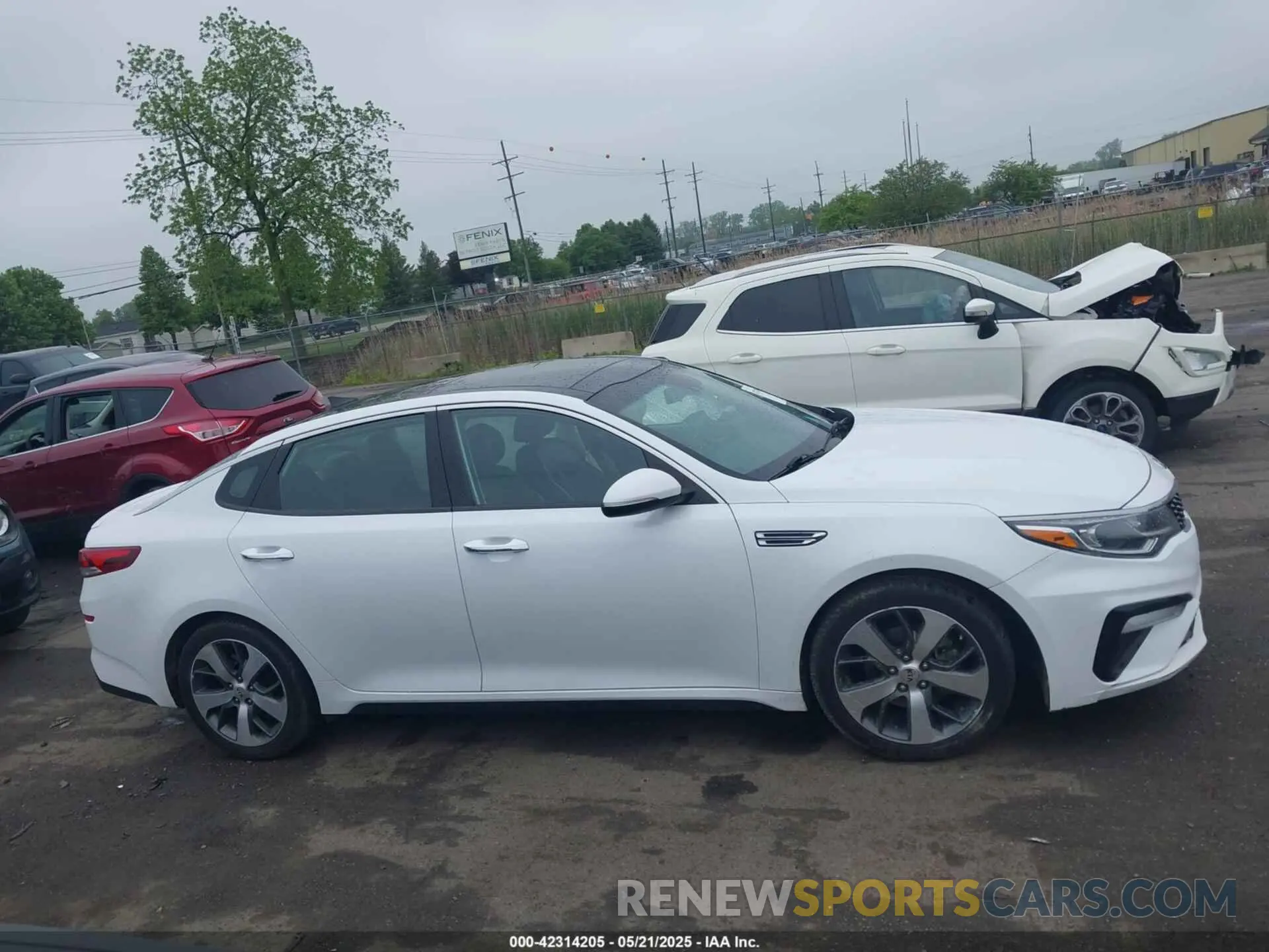 13 Photograph of a damaged car 5XXGT4L39LG401326 KIA OPTIMA 2020