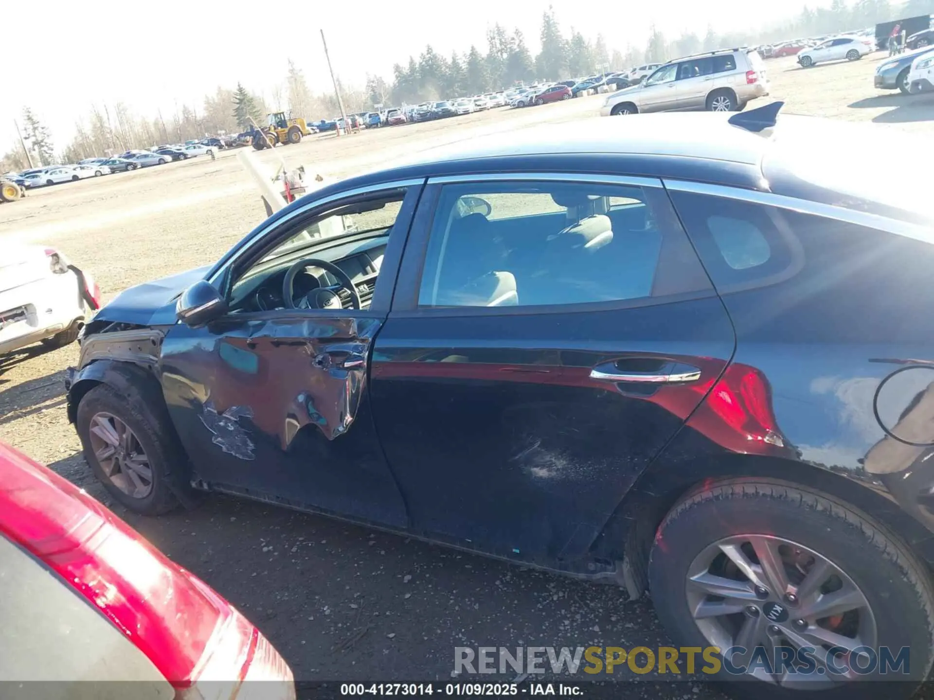 15 Photograph of a damaged car 5XXGT4L39LG409992 KIA OPTIMA 2020