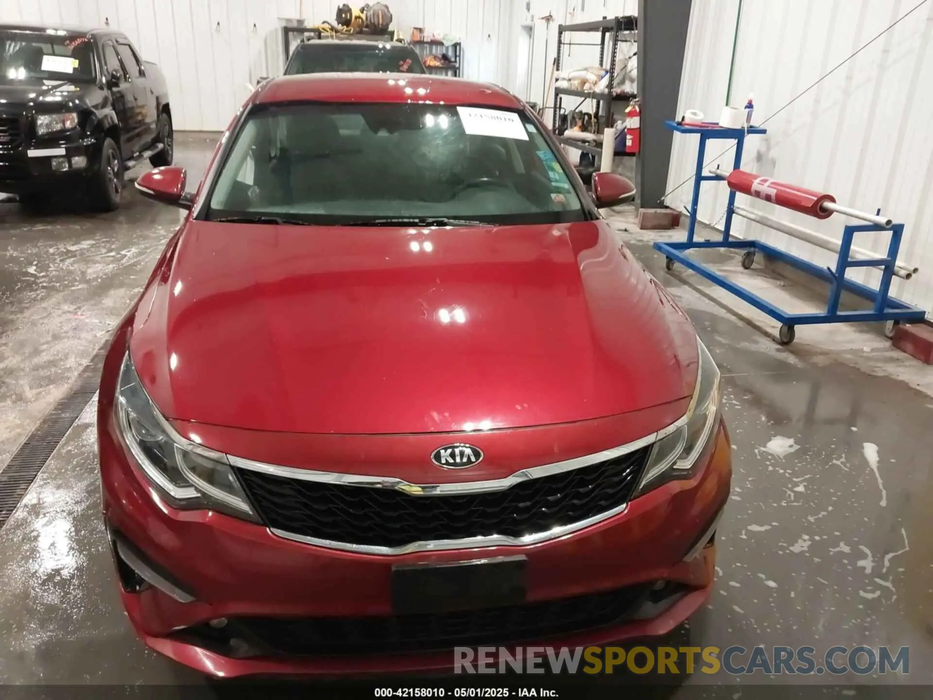 12 Photograph of a damaged car 5XXGT4L39LG417168 KIA OPTIMA 2020