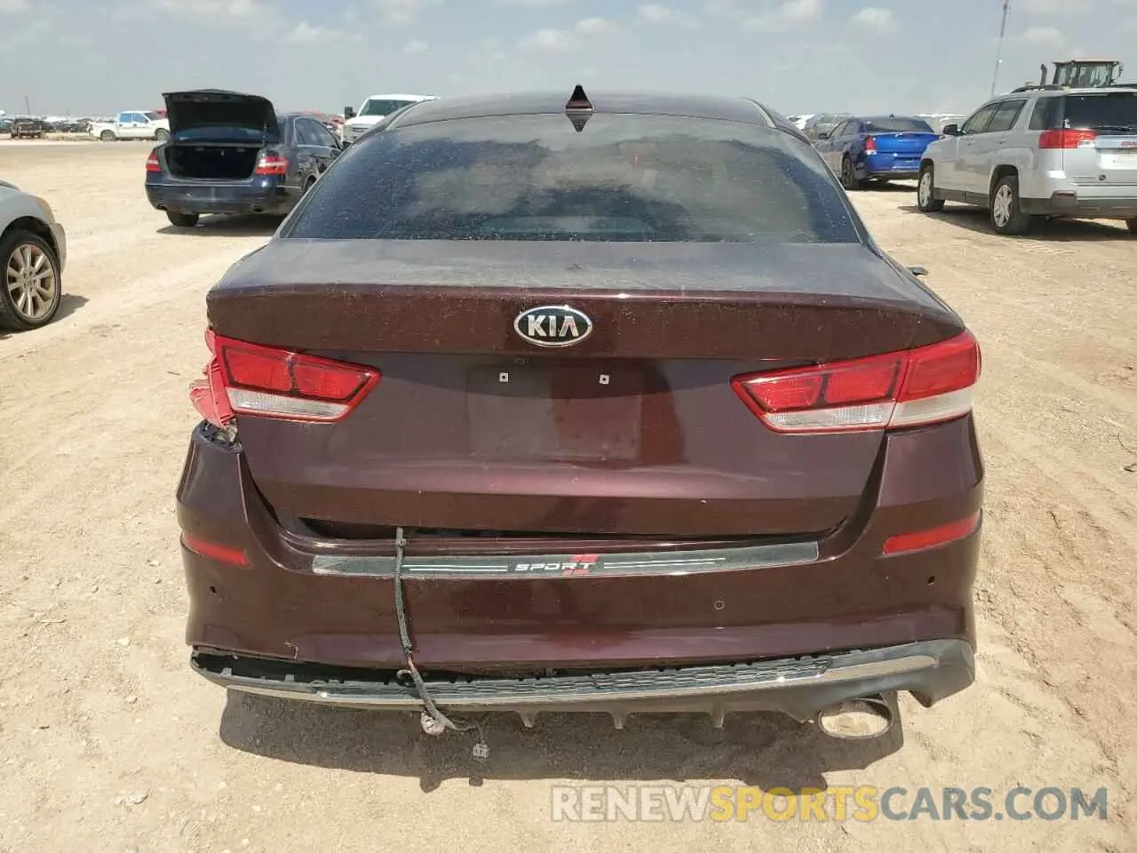 6 Photograph of a damaged car 5XXGT4L39LG425576 KIA OPTIMA 2020