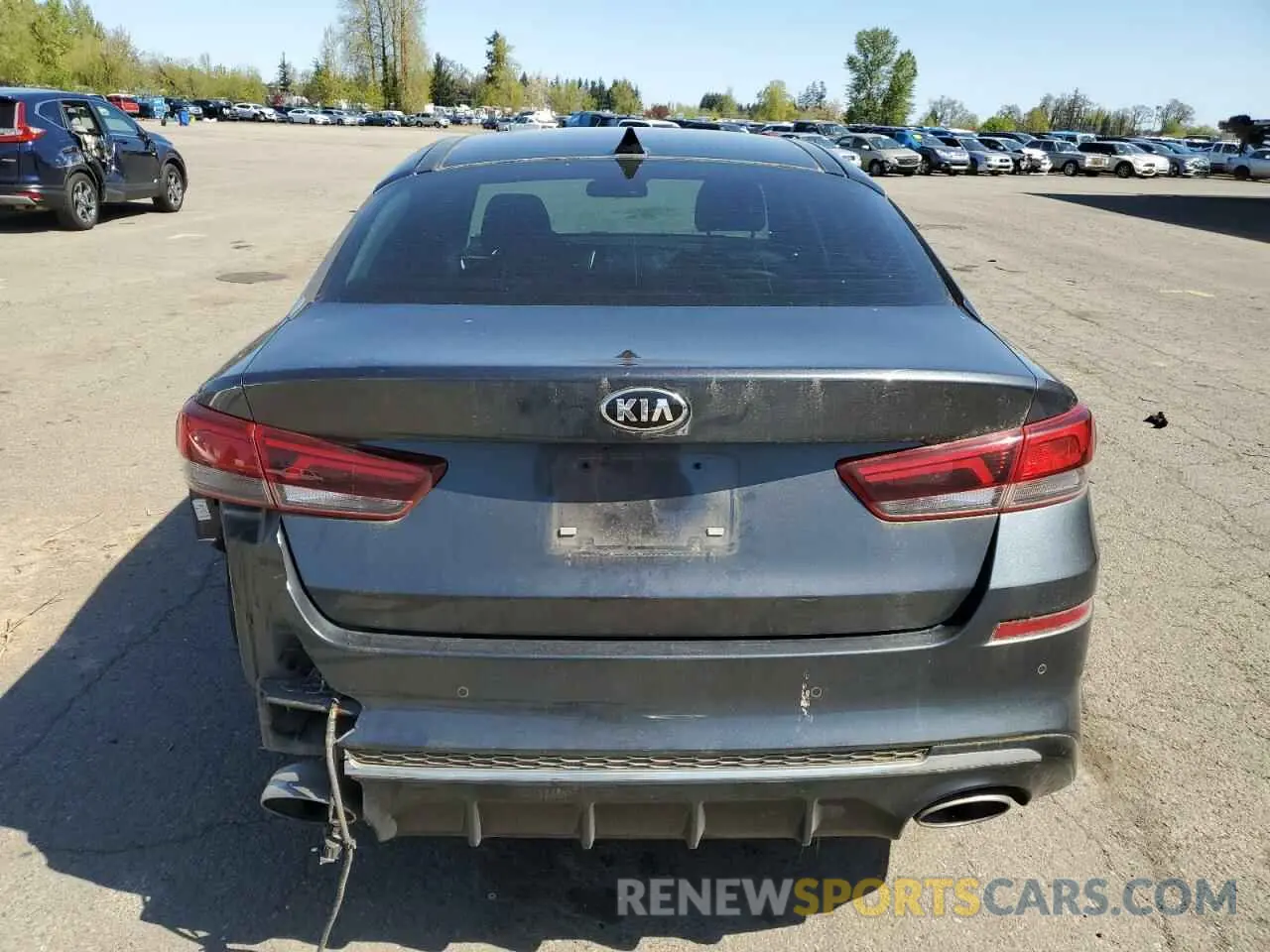 6 Photograph of a damaged car 5XXGT4L39LG440580 KIA OPTIMA 2020