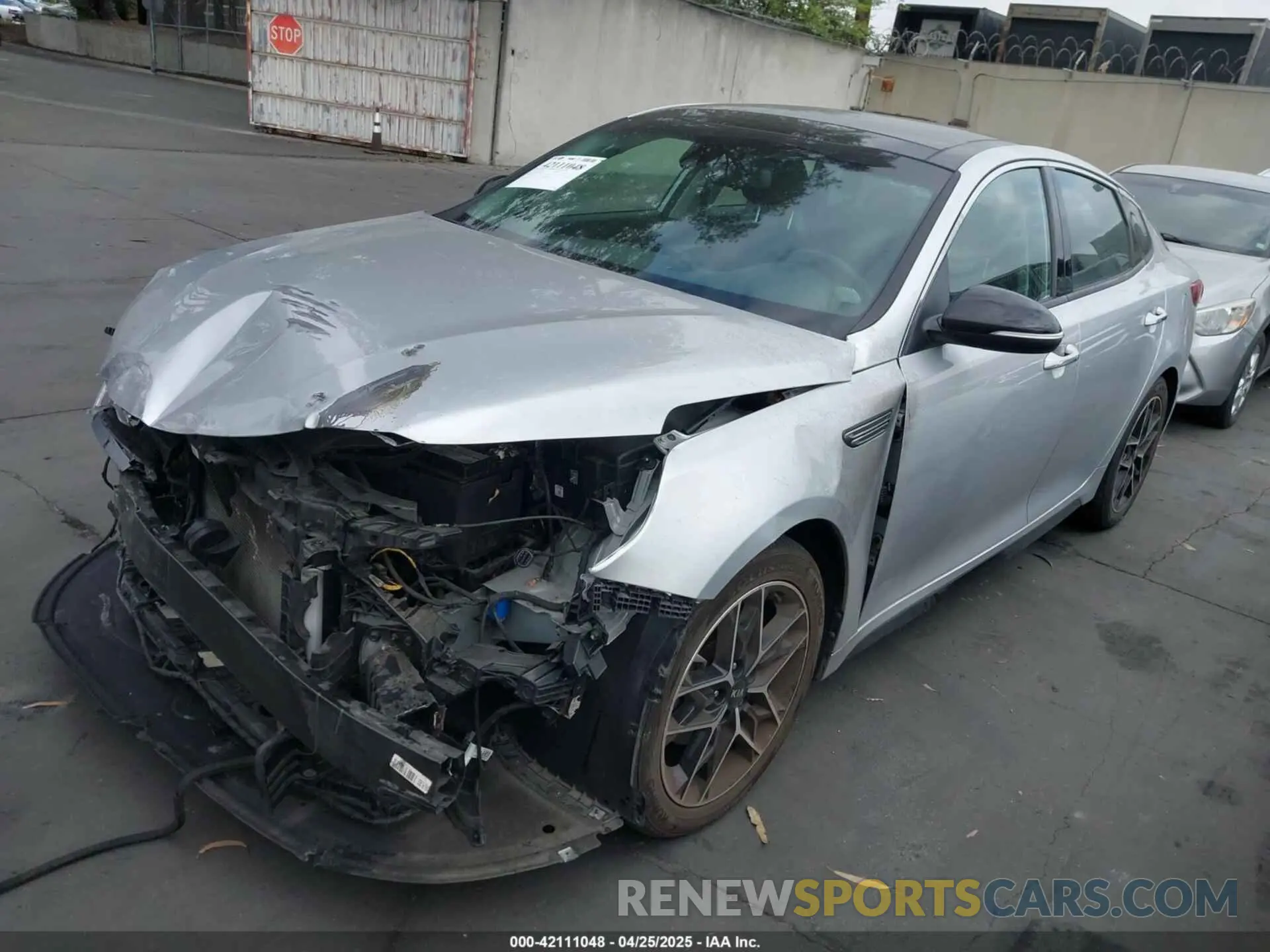 2 Photograph of a damaged car 5XXGT4L39LG444628 KIA OPTIMA 2020