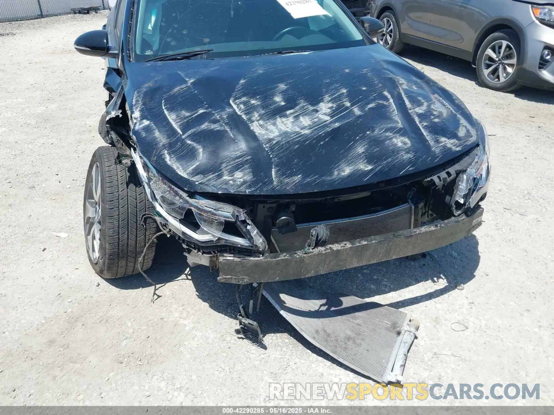 6 Photograph of a damaged car 5XXGT4L39LG447058 KIA OPTIMA 2020