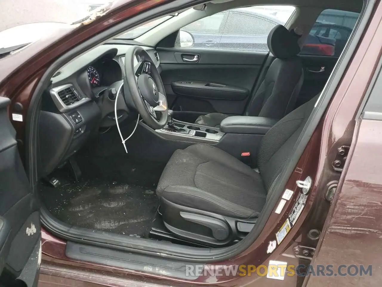 7 Photograph of a damaged car 5XXGT4L3XLG380082 KIA OPTIMA 2020