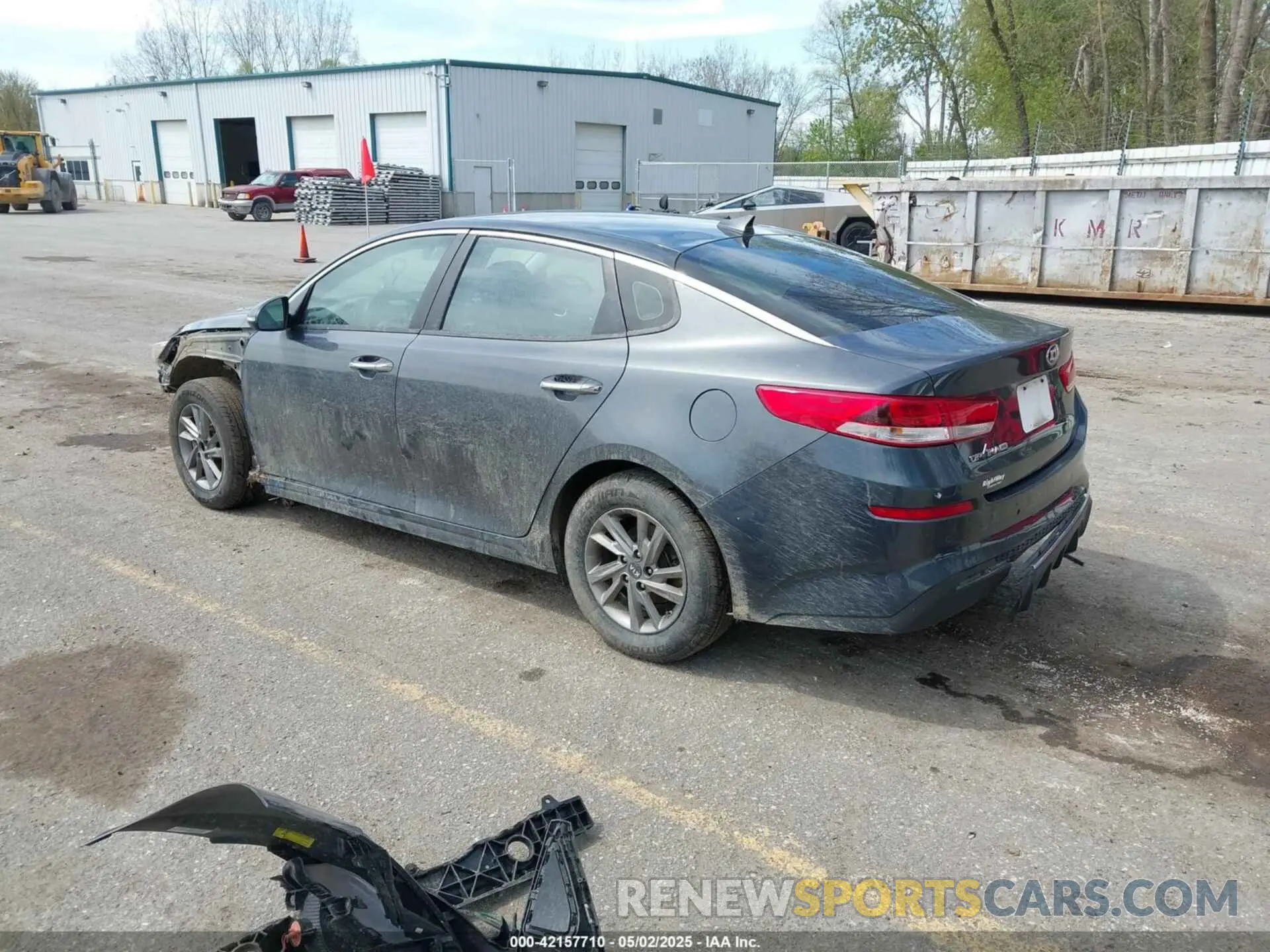 3 Photograph of a damaged car 5XXGT4L3XLG384486 KIA OPTIMA 2020