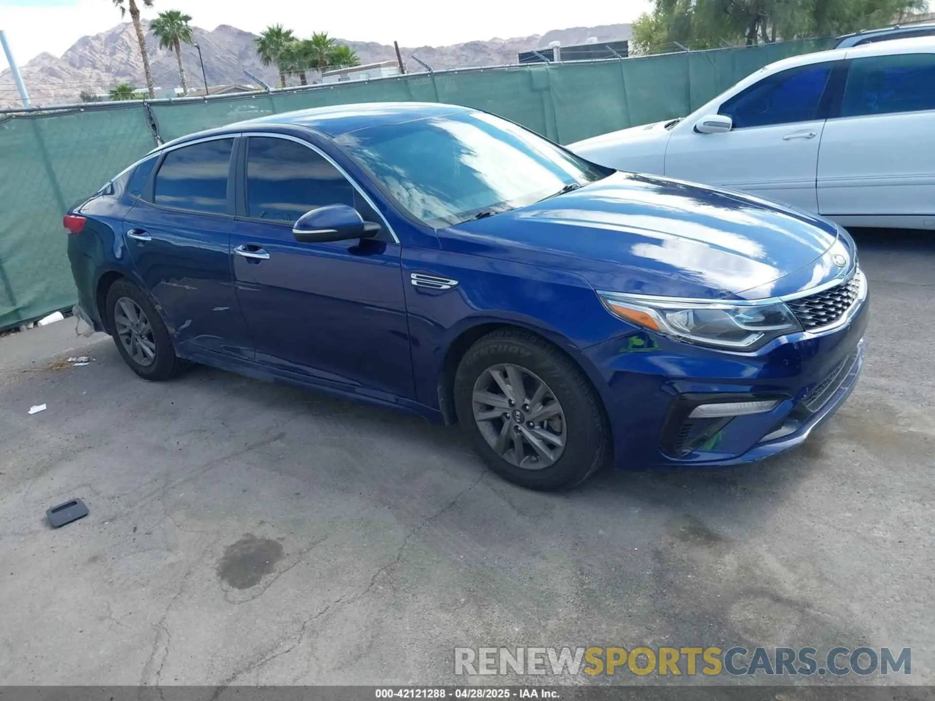 1 Photograph of a damaged car 5XXGT4L3XLG386786 KIA OPTIMA 2020