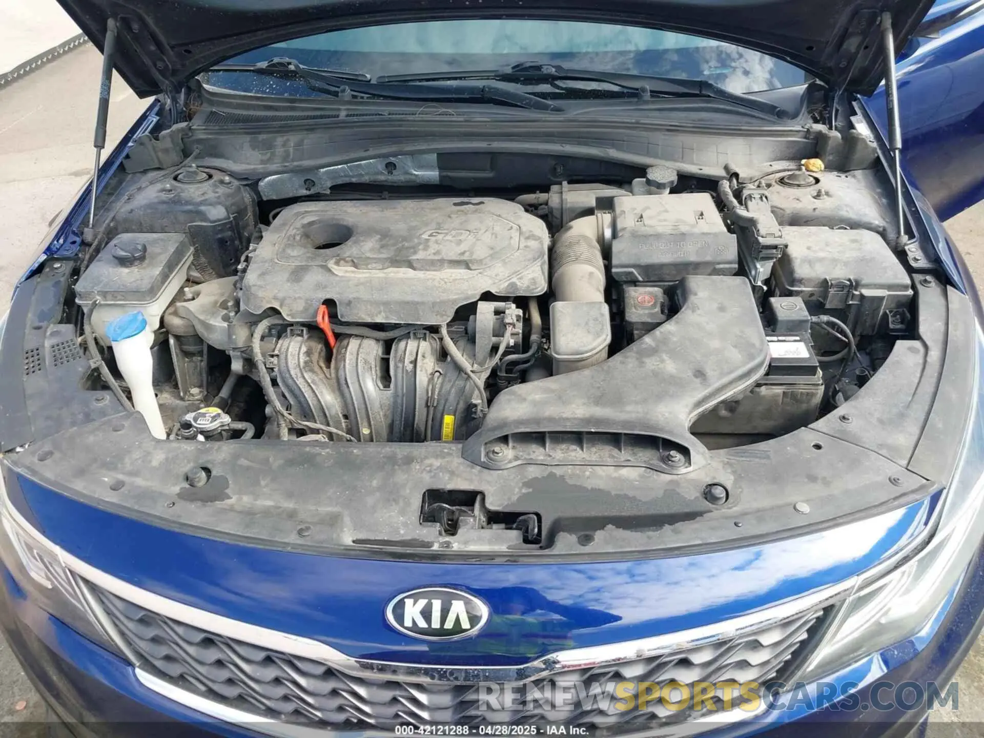 10 Photograph of a damaged car 5XXGT4L3XLG386786 KIA OPTIMA 2020