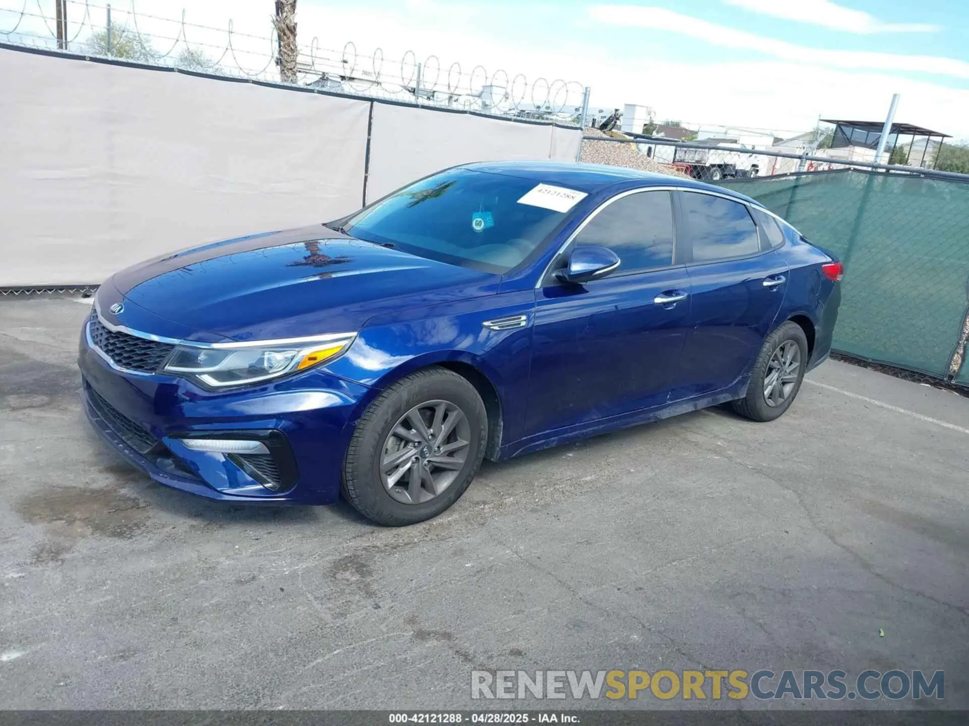 2 Photograph of a damaged car 5XXGT4L3XLG386786 KIA OPTIMA 2020