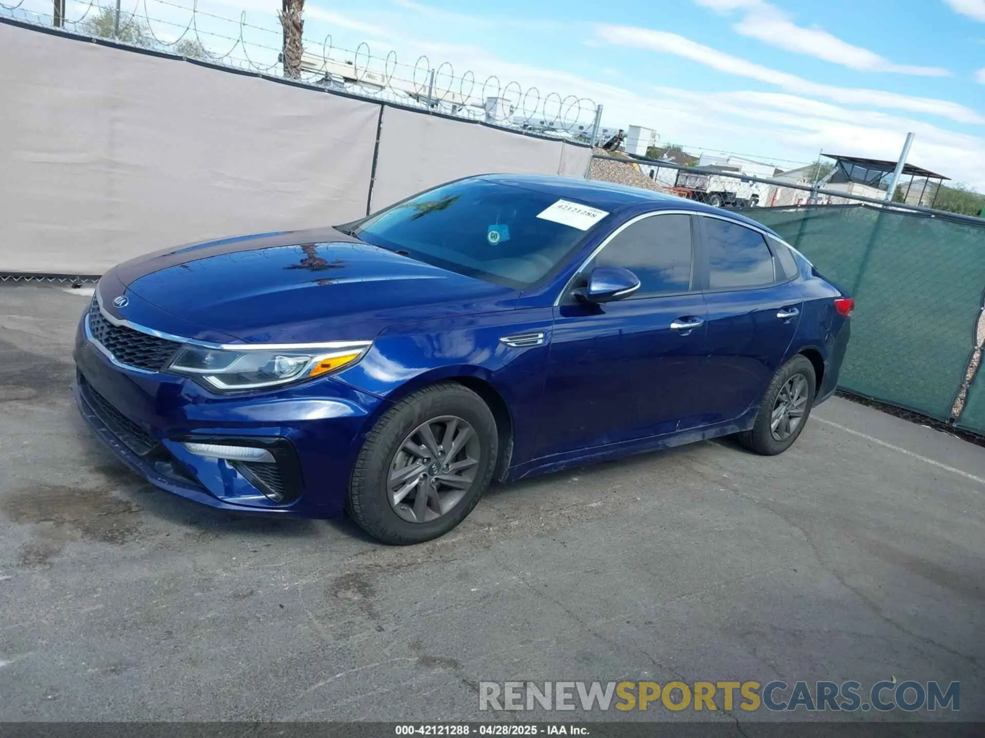 6 Photograph of a damaged car 5XXGT4L3XLG386786 KIA OPTIMA 2020