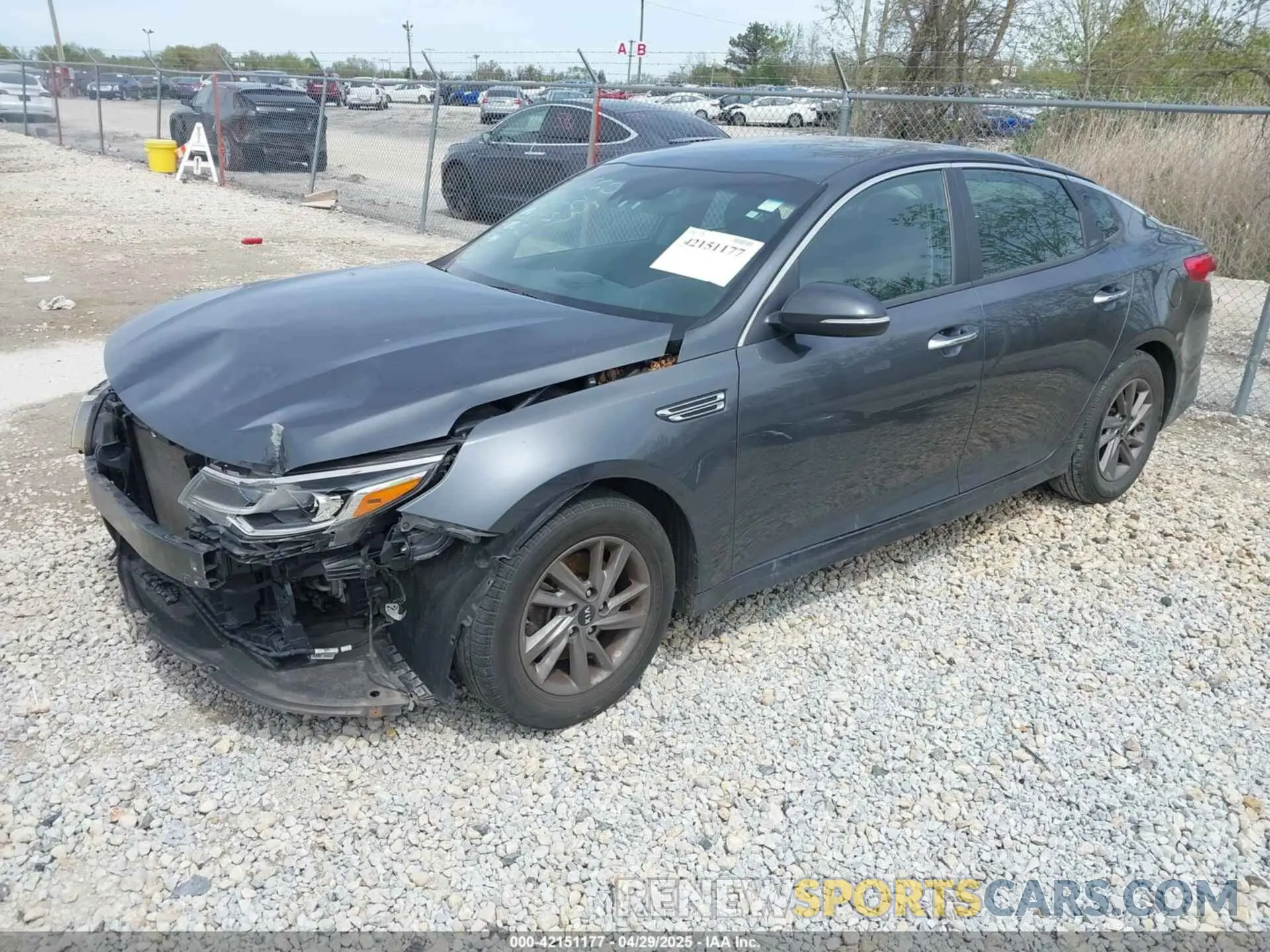 2 Photograph of a damaged car 5XXGT4L3XLG391437 KIA OPTIMA 2020